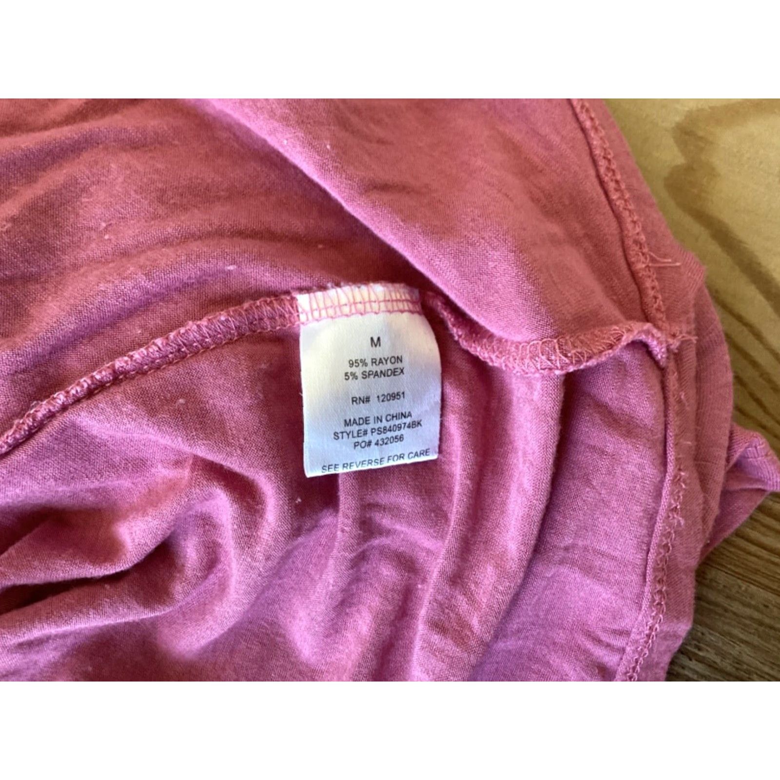Vintage Pink Rose T-Shirt Dress Medium Pink Knee Length Criss Cross Back Pockets Rayon Womens Size M / US 6-8 / IT 42-44 - 4 Thumbnail
