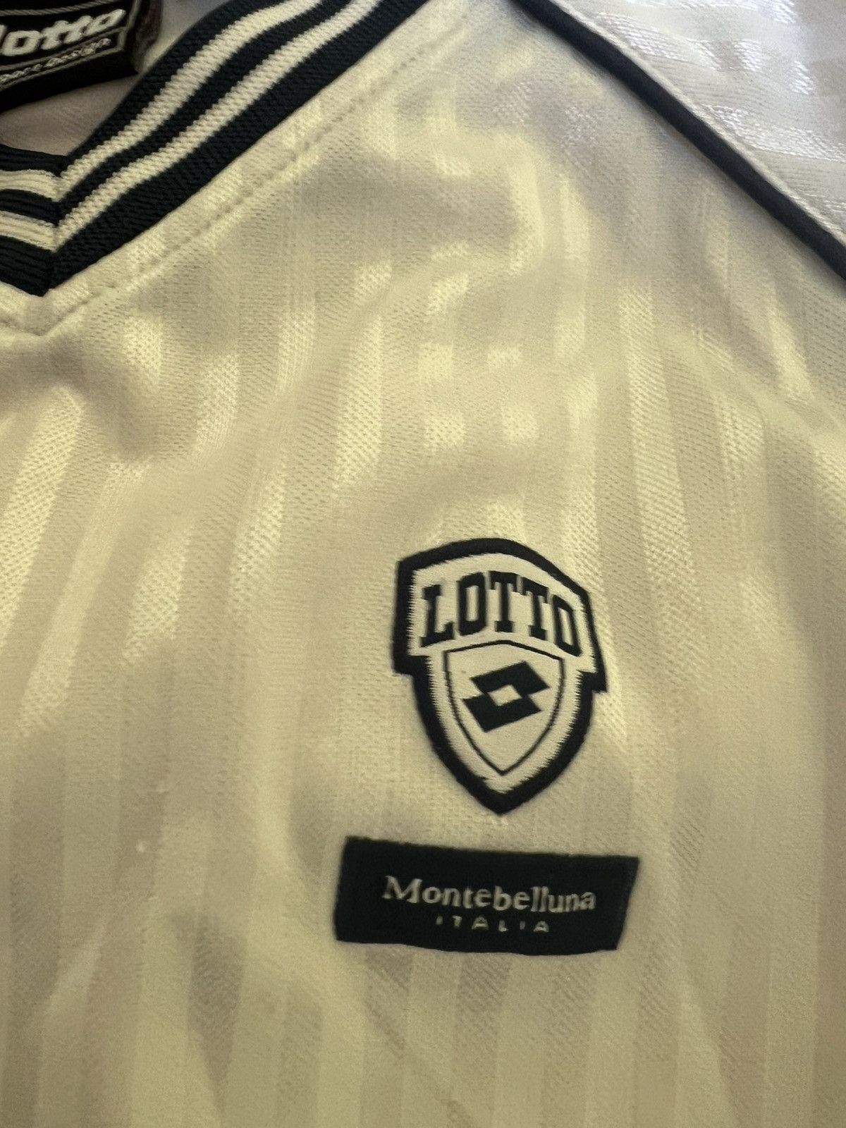 Lotto Sport Rare Lotto Football Shirt Italy Vintage 90s Size S/M” Size US S / EU 44-46 / 1 - 3 Thumbnail