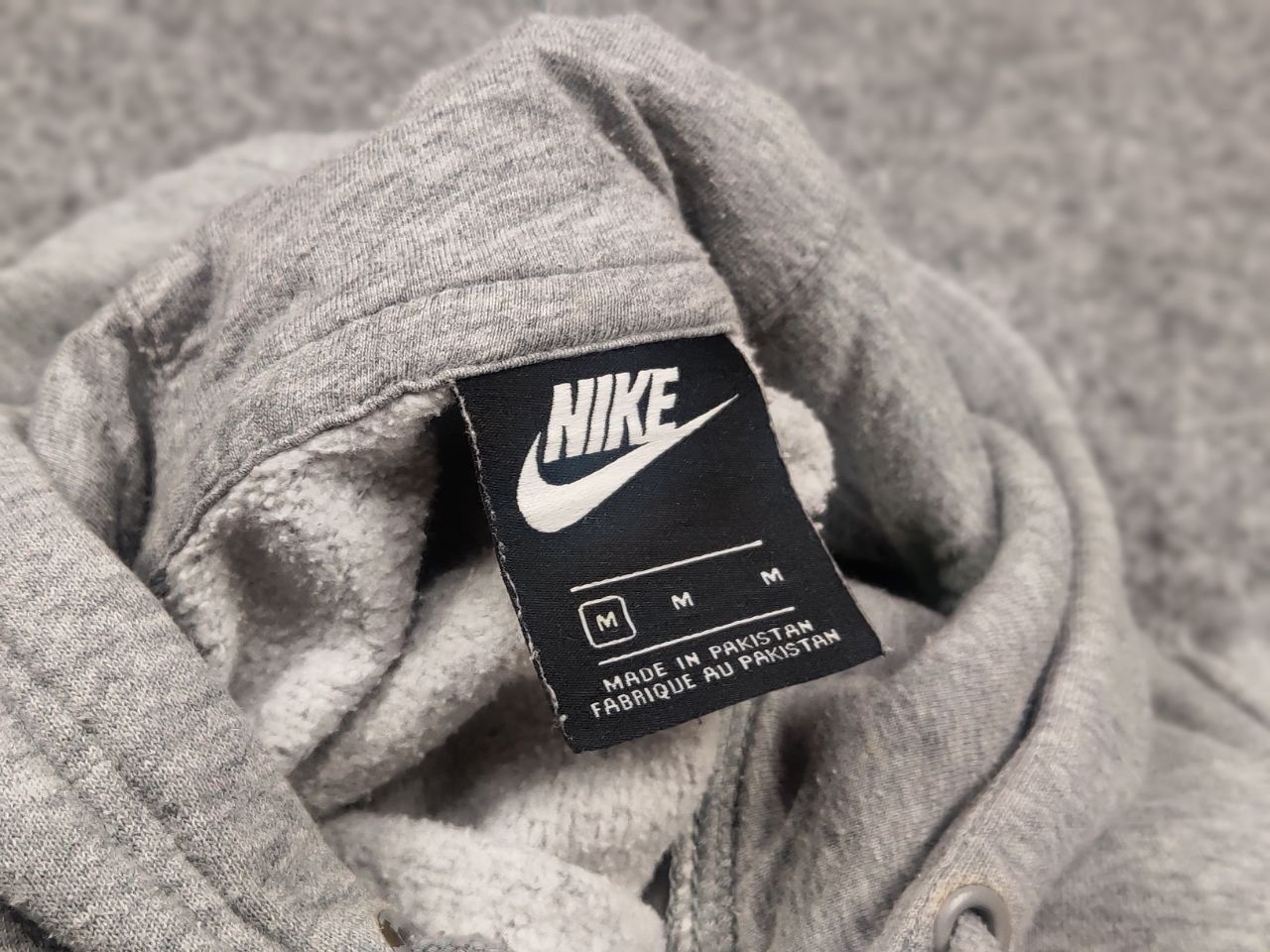 Nike Vintage Nike Gray Hoodie Y2K Style Designer Exclusive Size US M / EU 48-50 / 2 - 14 Thumbnail