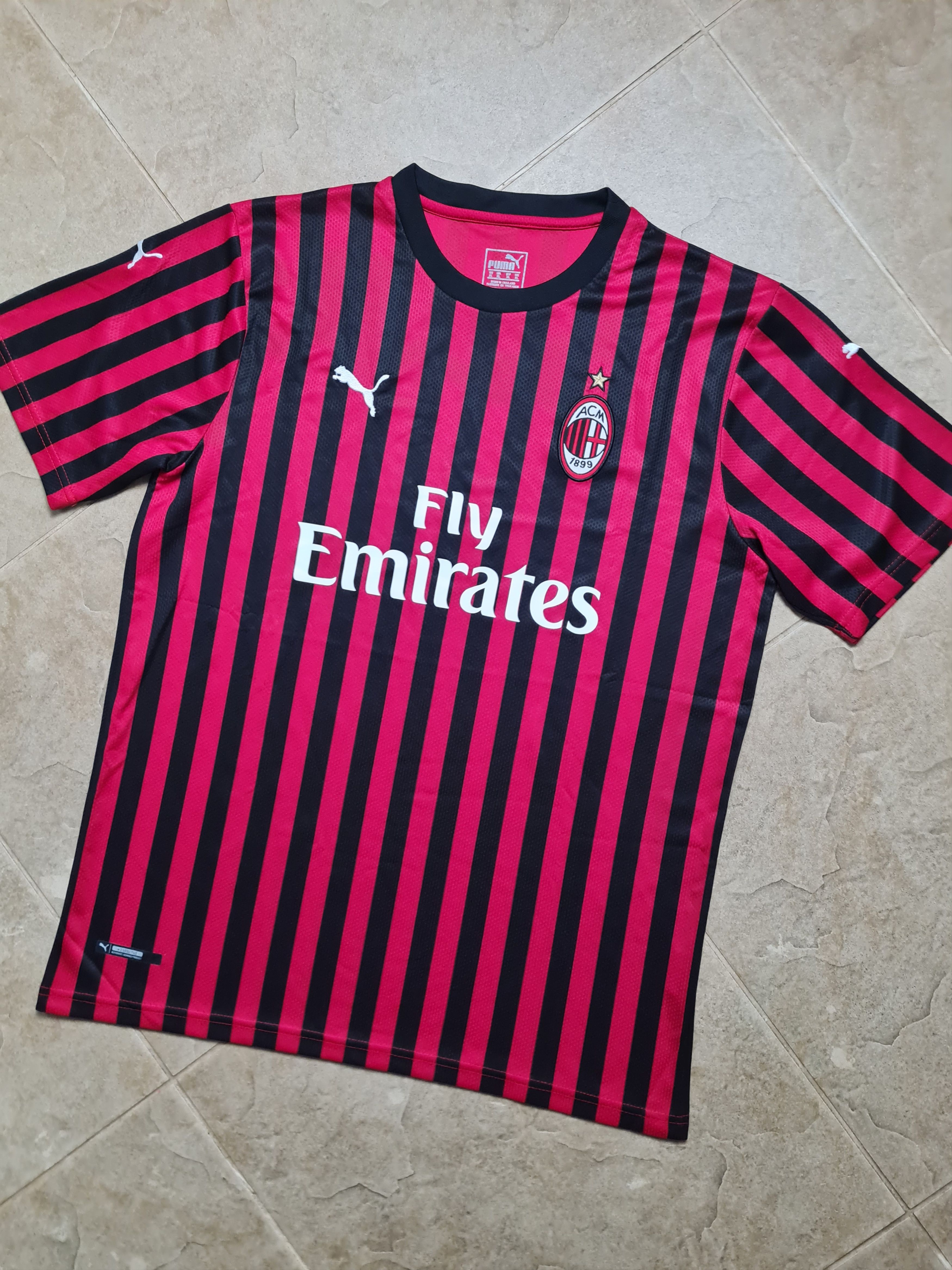 Puma MILAN 2019-2020 HOME FOOTBALL SHIRT PUMA 754419-06 Size US XL / EU 56 / 4 - 6 Thumbnail