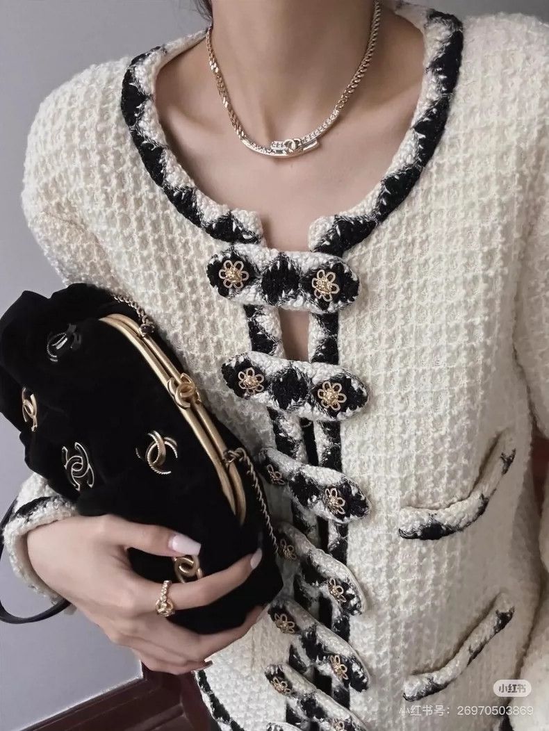 Chanel Chanel 2015 Handicraft Show Salzburg waffle jacket Size XS / US 0-2 / IT 36-38 - 9 Thumbnail