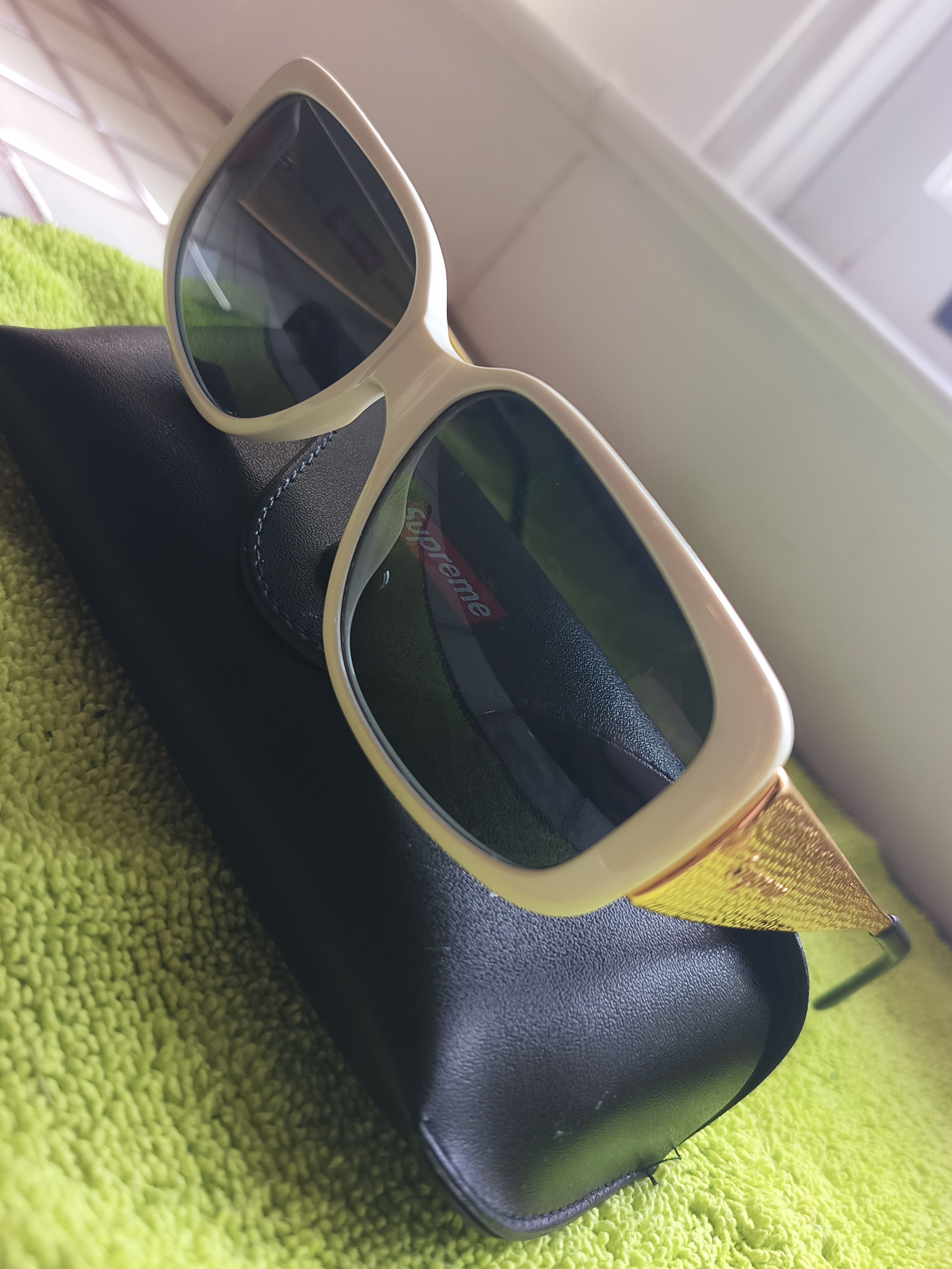 Supreme supreme royce sunglasses gold and white vintage Size ONE SIZE - 1 Thumbnail