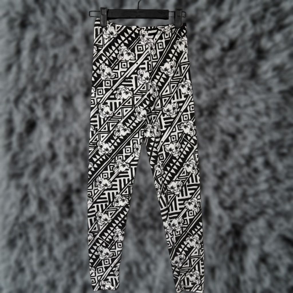 Disney Disney Lion King Simba Leggings Womens S Ankle Black White Pattern Aztec Bohemian Cartoon 90s / 00s Style Boys Girls Mens? Size 28" / US 6 / IT 42 - 1 Thumbnail