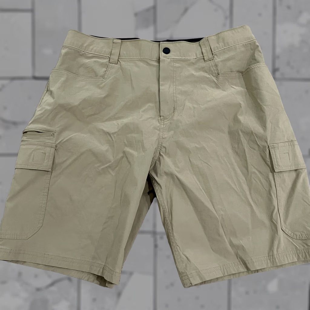 Orvis Orvis Cargo Shorts Mens Size 38 Nylon Tan Brown Stretchy Cargo Shorts Mens 38 Orvis Nylon Brown Tan Size US 38 / EU 54 - 1 Thumbnail