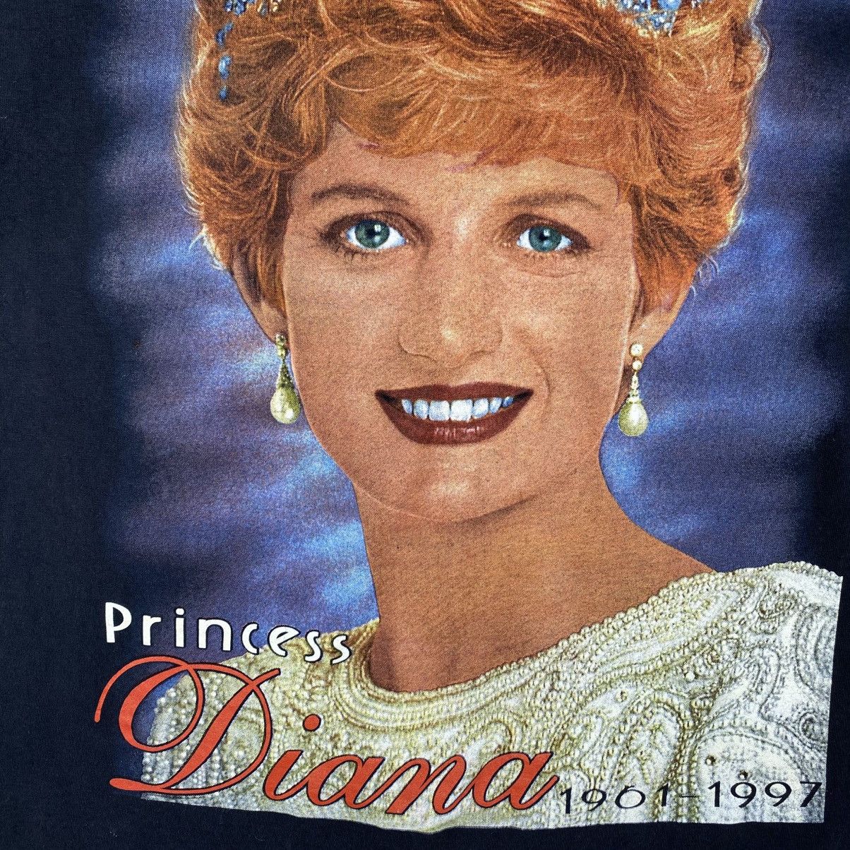 Vintage Vintage 90's PRINCESS DIANA The End 1961-1997 Graphic Tee Size US L / EU 52-54 / 3 - 4 Thumbnail