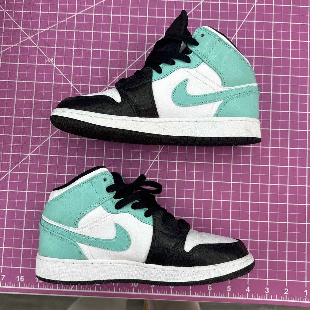 Jordan Brand Air Jordan 1 Mid GS 5.5Y Tropical Twist Igloo Mint White Size US 5.5 / EU 38 - 2 Thumbnail