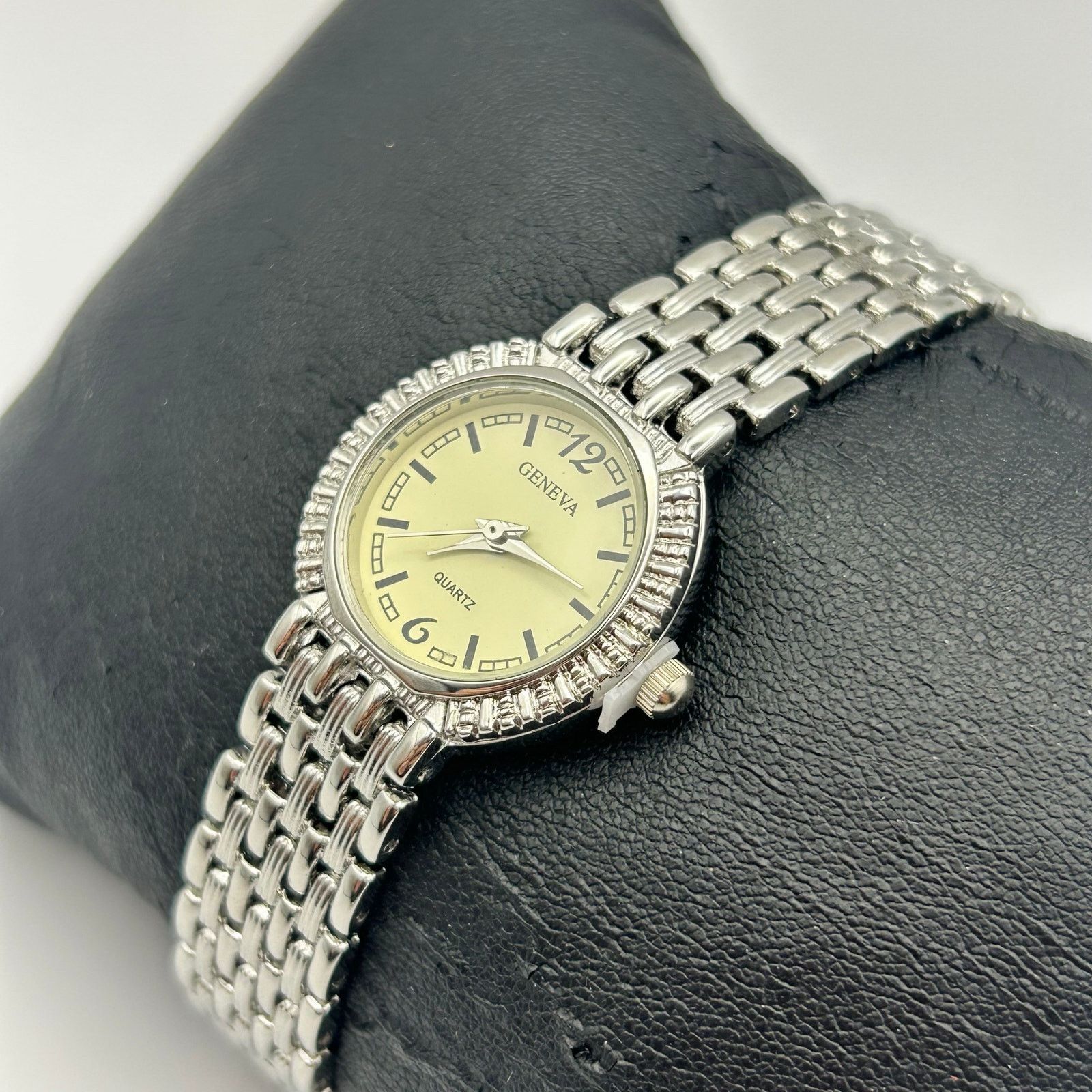 Geneva Geneva Women's Watch Silver Tone Two Tone Gold Dial Quartz Size ONE SIZE - 2 Thumbnail