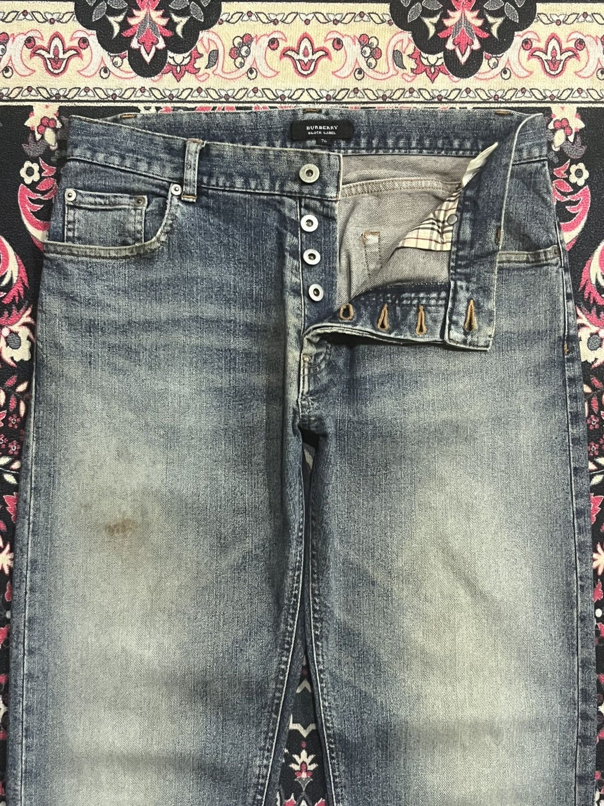 Burberry Vintage Burberry Black Label Blue Faded Washed Straight Jean Size US 30 / EU 46 - 5 Thumbnail