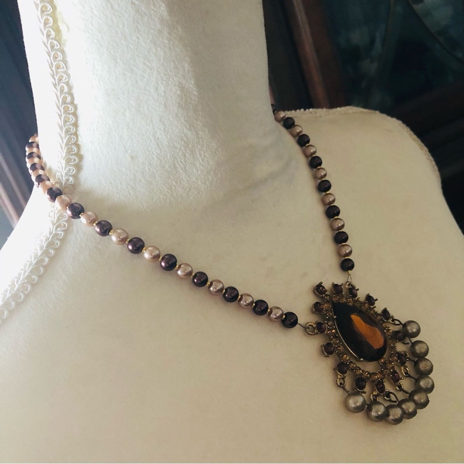 Handmade Handcrafted repurpose brown topaz pendant Pearl necklace Size ONE SIZE - 4 Thumbnail