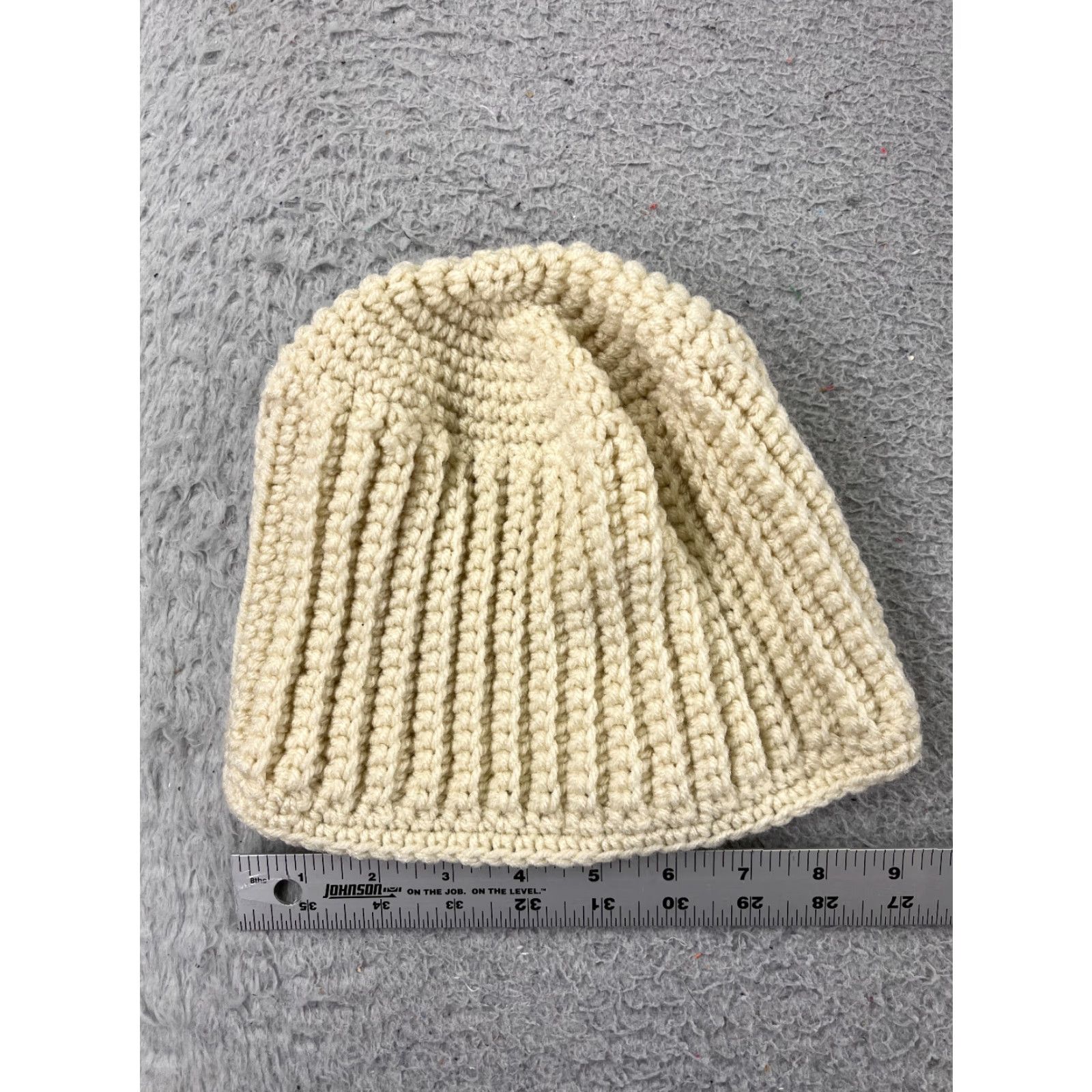 Vintage Womens Beanie Hat One Size Ivory Acrylic Blend Knit Ribbed Crochet Ski Style Winter Fall Snow Activewear Casual Size ONE SIZE - 3 Thumbnail