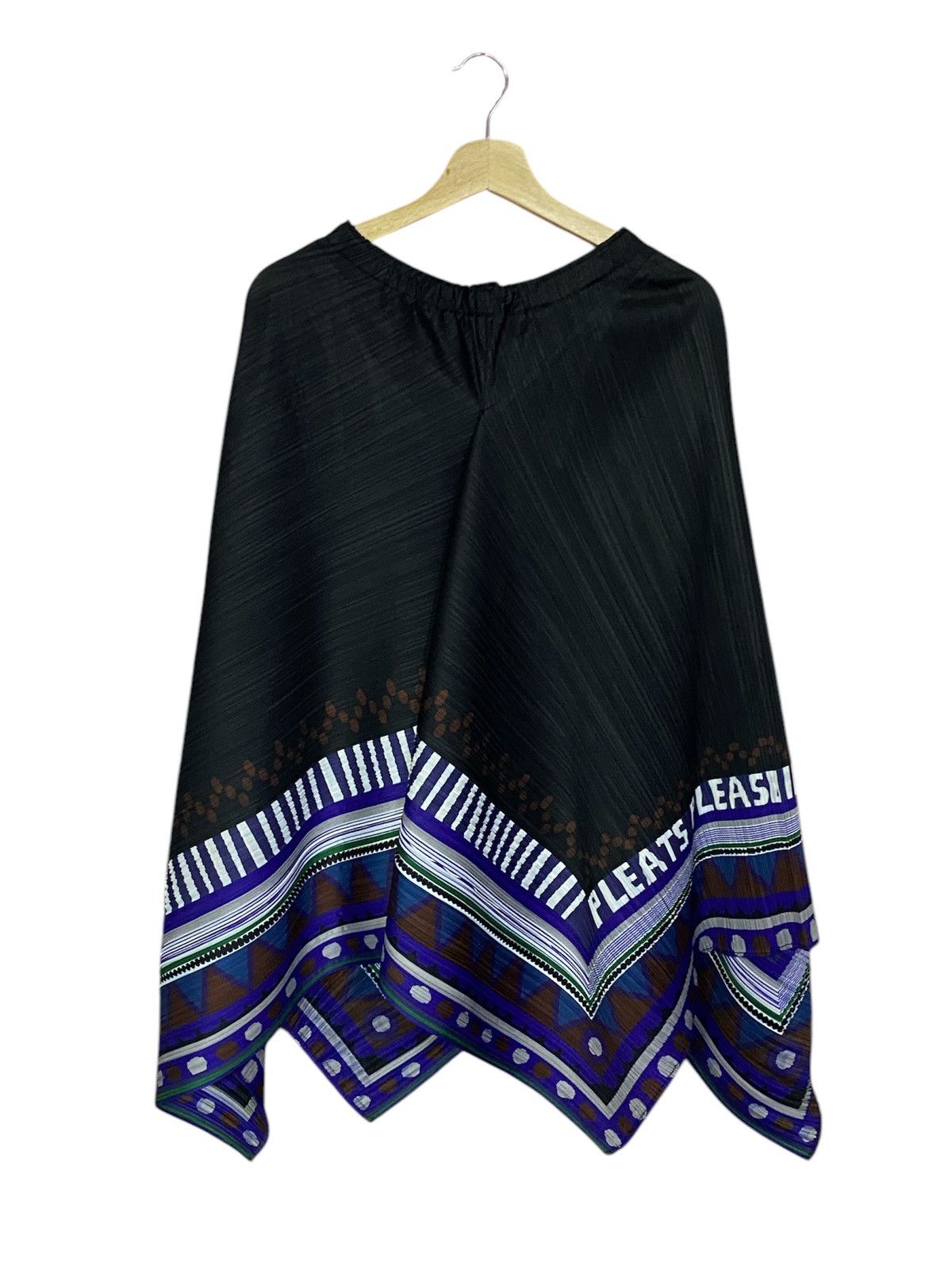 Issey Miyake Pleats Please Issey Miyake Pleated Midi Skirt Size 30" / US 8 / IT 44 - 1 Thumbnail