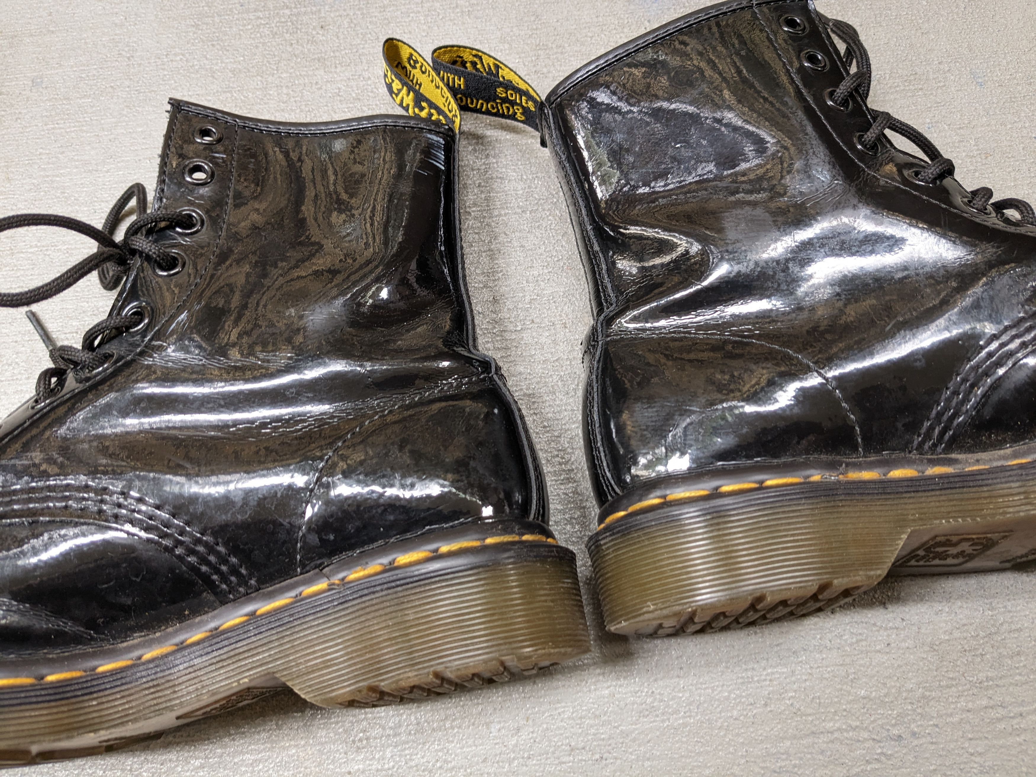 Dr. Martens × Genuine Leather Dr. Martens Boots Black Patent Leather 7 Lace Up Combat Size US 7 / EU 40 - 6 Thumbnail