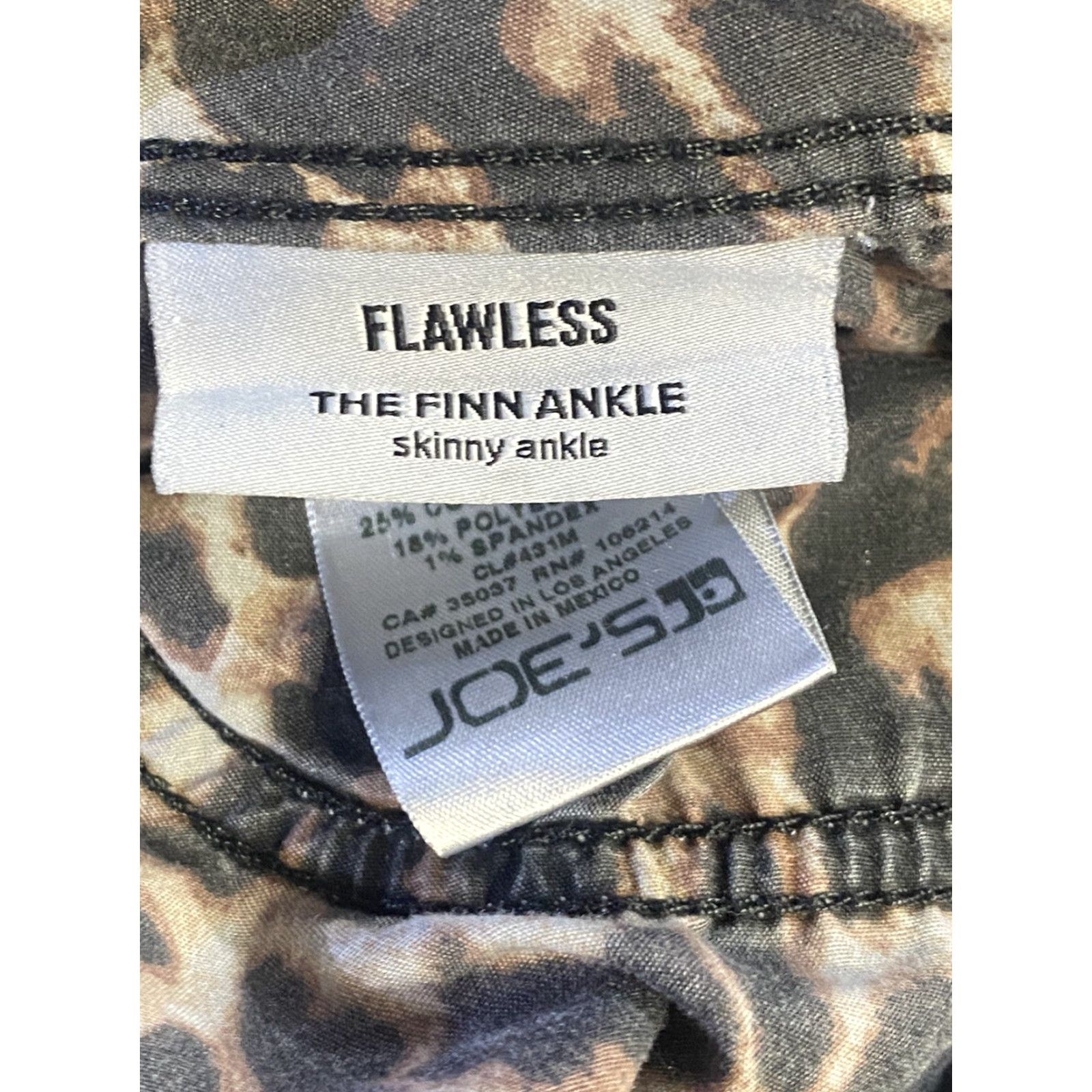 Vintage VINTAGE JOE'S Flawless The Finn Mid-Rise Ankle Skinny Jeans Black 25 Womens Jeans Skinny Ankle Black Waist 25 User Reference Size 42" / US 20 - 7 Thumbnail