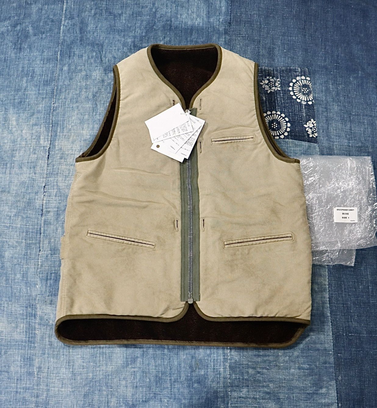 ジャケット・アウター VISVIM 23SS LINER VEST VISVIM 23SS LINER VEST 未使用VISVIM 23SS LINER VEST C/D CON