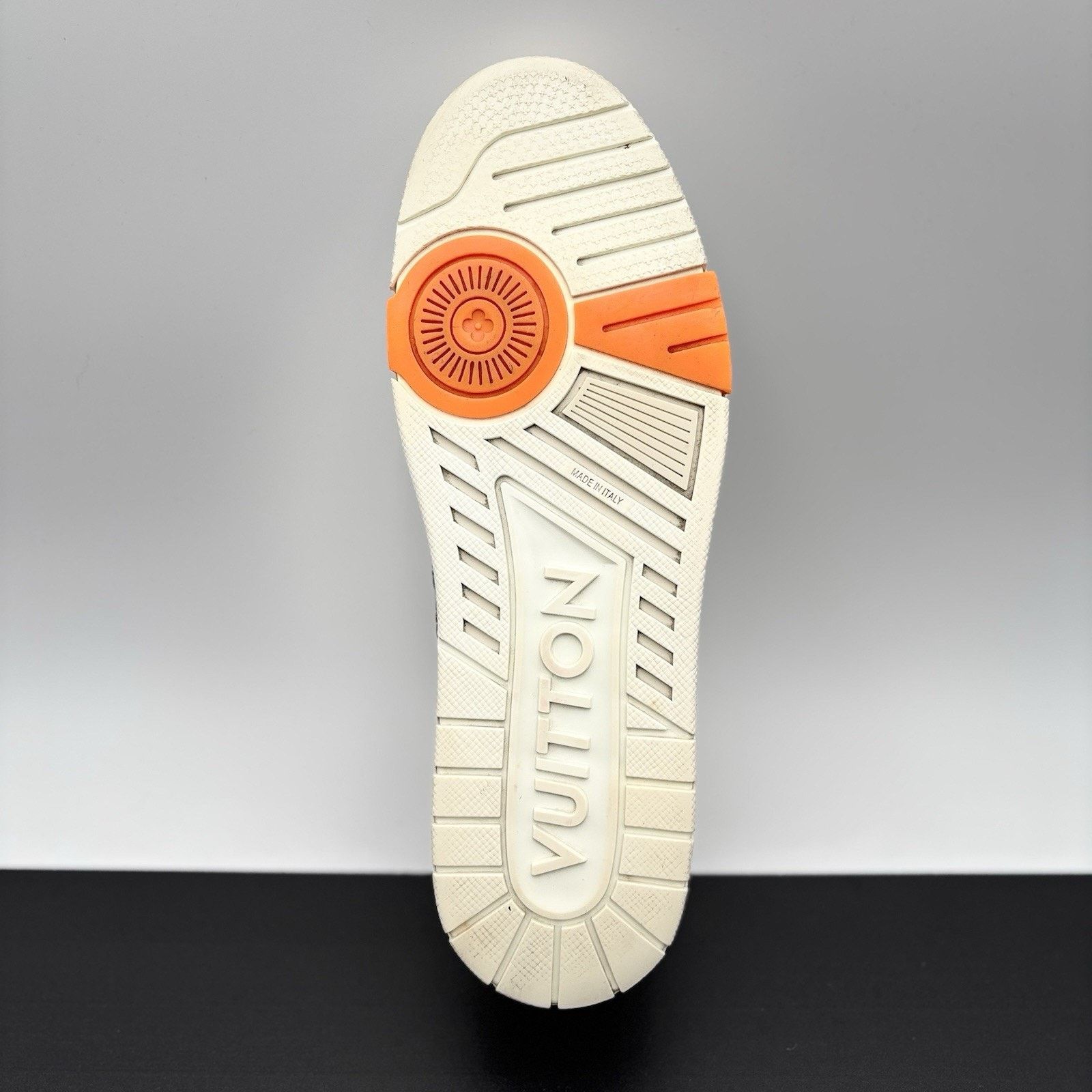 Louis Vuitton Louis Vuitton Trainer Low ' Metallic Silver Orange ' Size US 11.5 / EU 44-45 - 17 Thumbnail