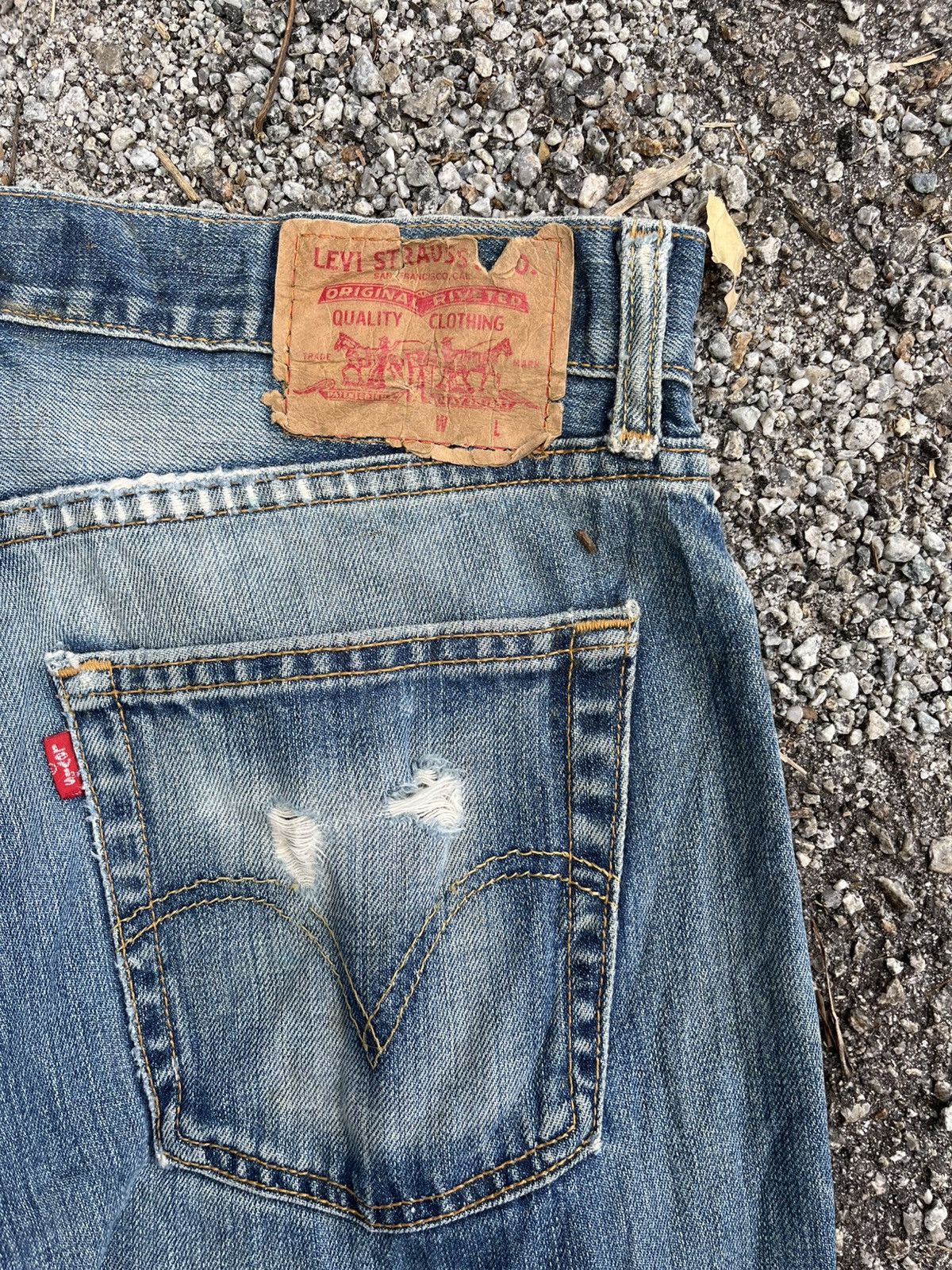 Levi's Vintage Levis 527 Flare Bootcut Bell Bottom Jeans Distressed Size US 32 / EU 48 - 16 Thumbnail