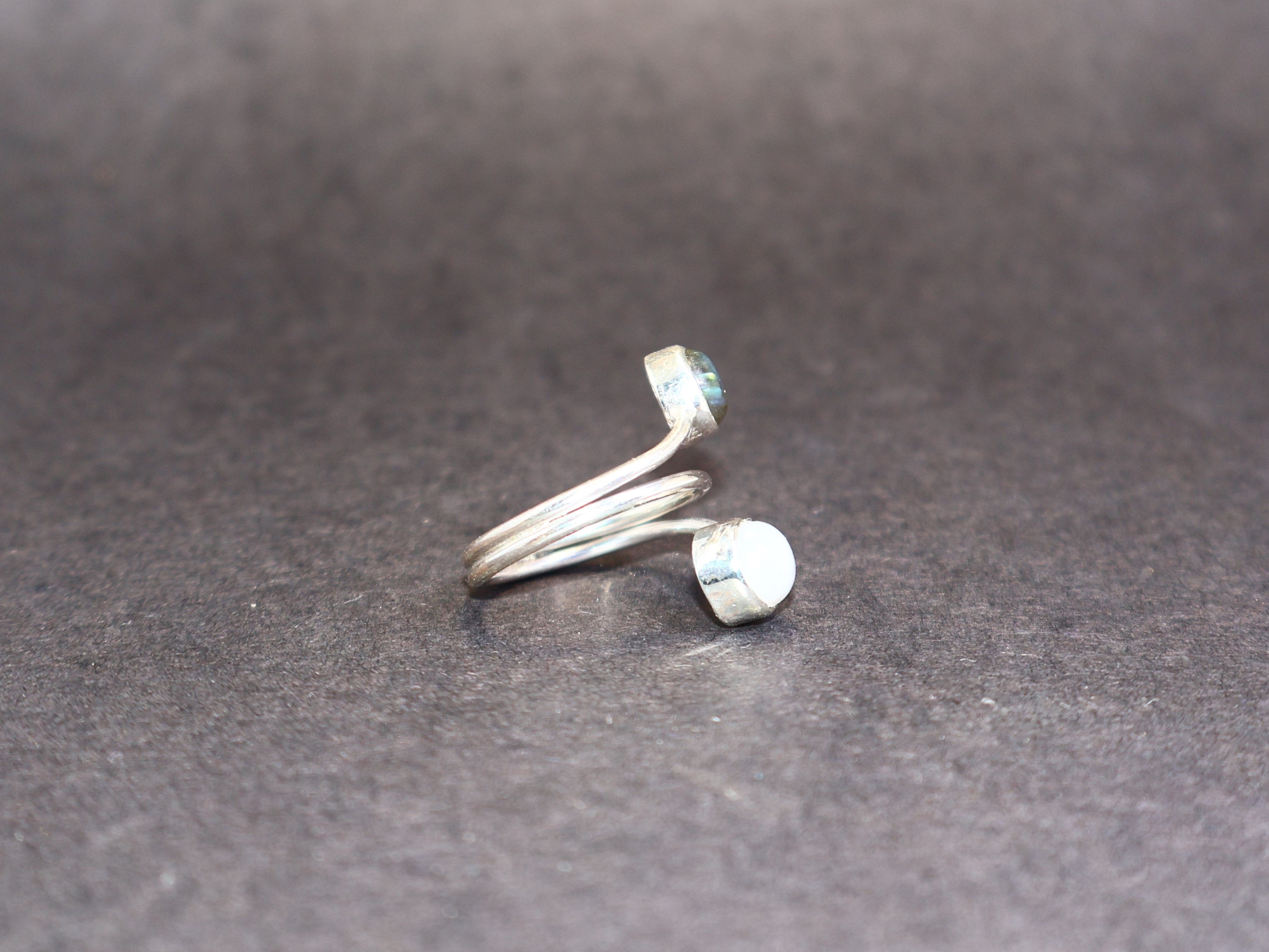 Handmade Moonstone Ring, Labradorite ring, 925 Handmade Silver Ring, Size ONE SIZE - 4 Thumbnail