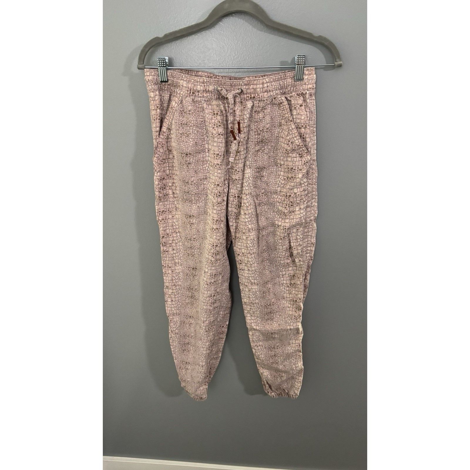 Anthropologie Anthropologie Pink Patterned Pants Xs Size 26" / US 2 / IT 38 - 1 Thumbnail