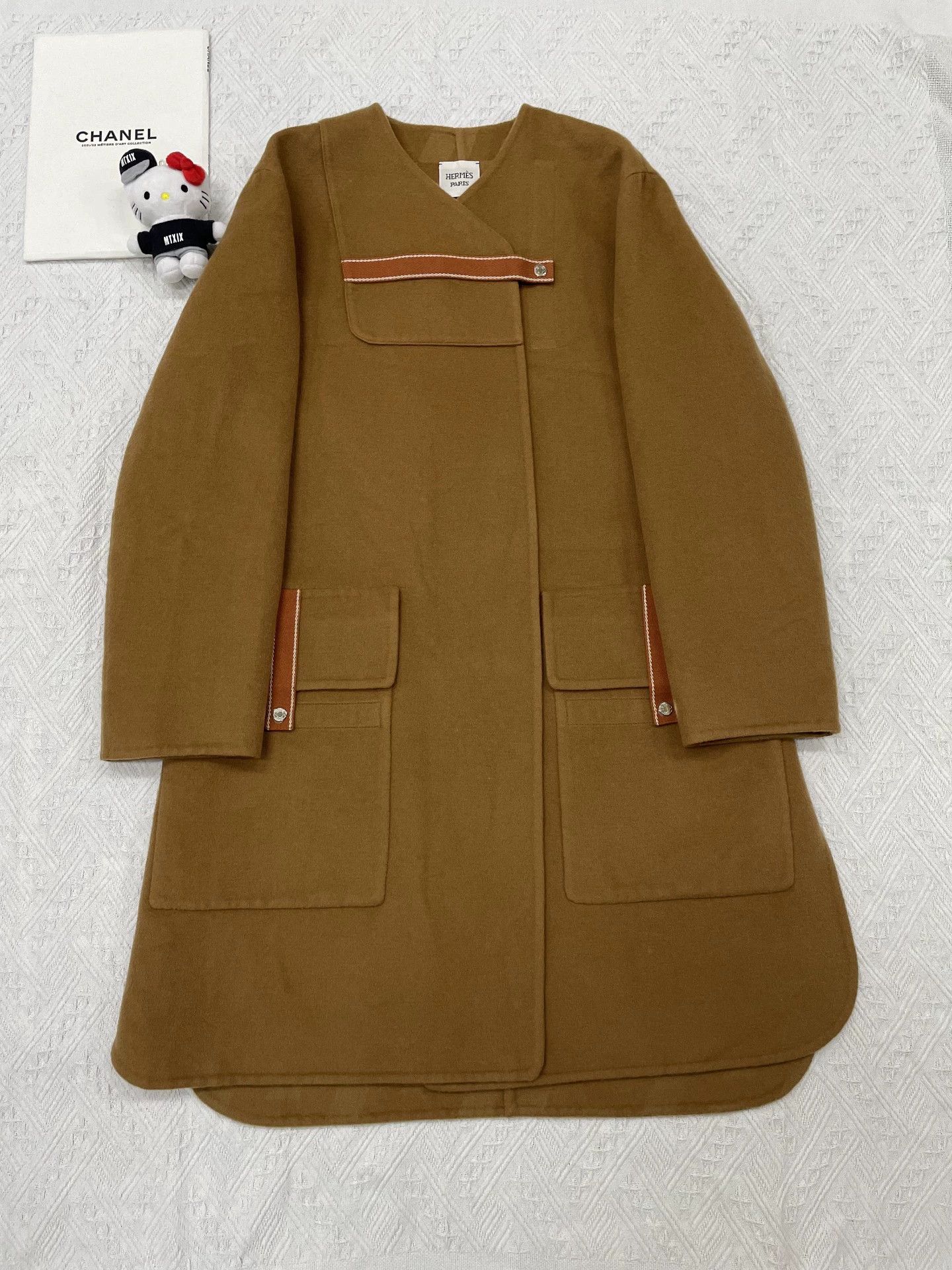 Hermes Hermes Women's Cashmere Coat Size 36 New with Tags Size XS / US 0-2 / IT 36-38 - 1 Thumbnail