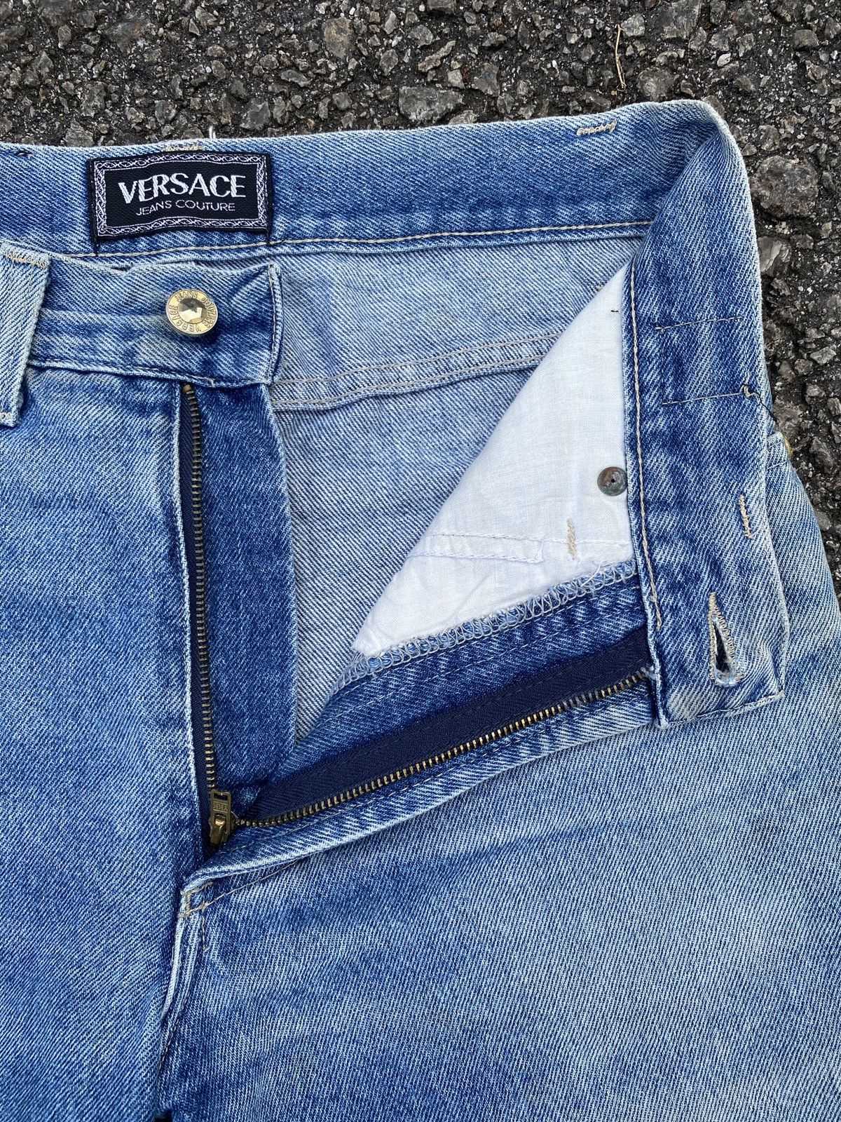 Versace × Versace Jeans Couture × Vintage 1990s - Vintage Versace Jeans Couture Washed Blue Jeans Size US 28 / EU 44 - 20 Thumbnail