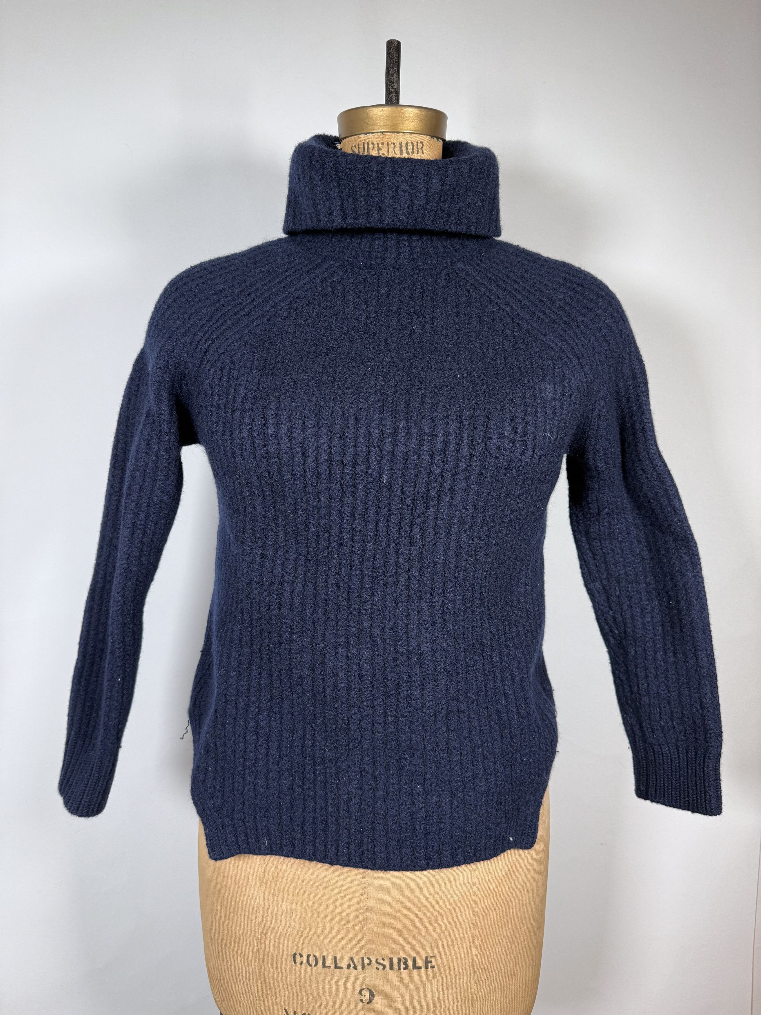 Sandro Sandro Oversized Neck Navy Wool Sweater Size XS / US 0-2 / IT 36-38 - 1 Thumbnail