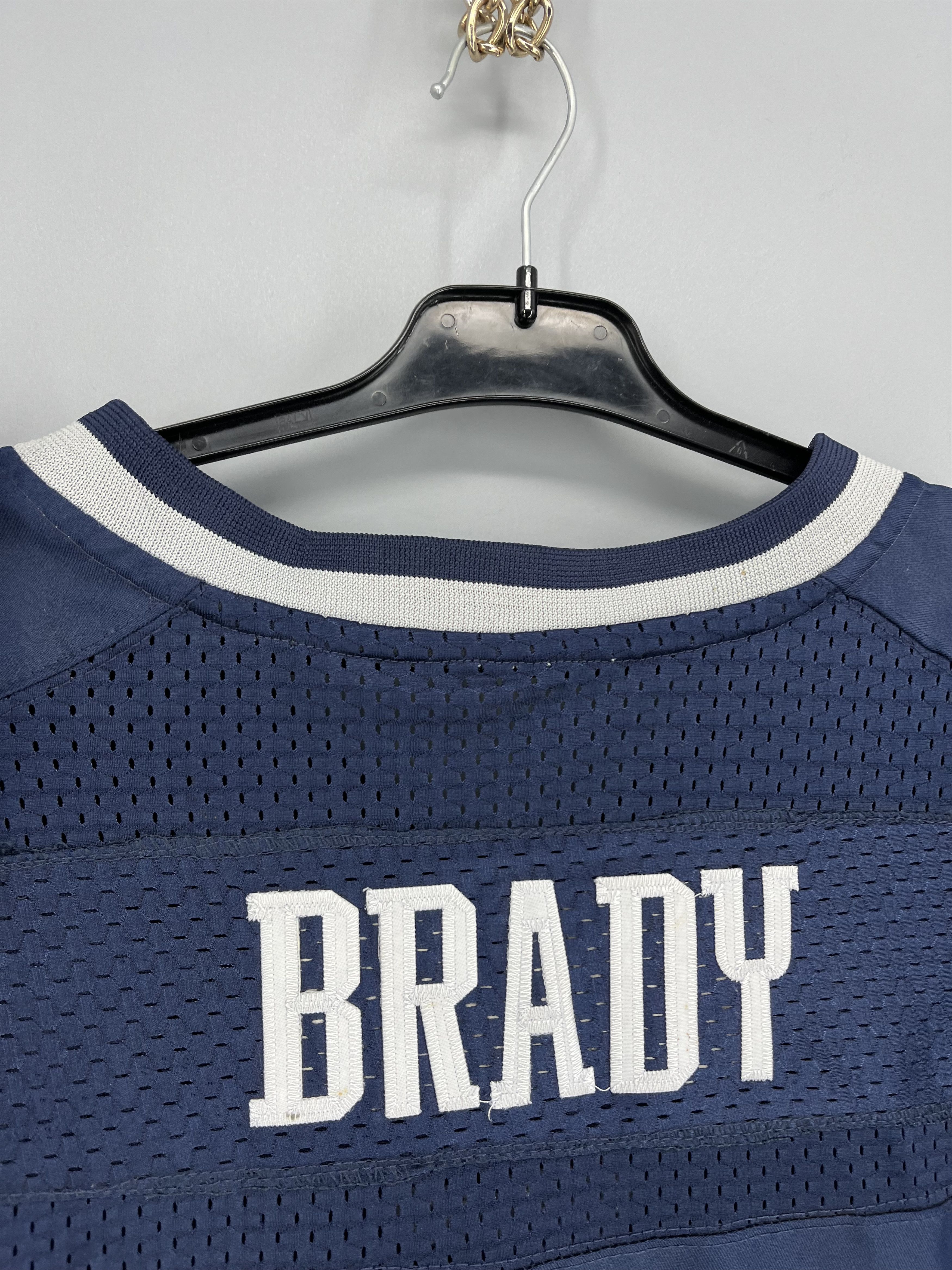 Nike #12 TOM BRADY NIKE NEW ENGLAND PATRIOTS JERSEY Size L Size US L / EU 52-54 / 3 - 13 Thumbnail