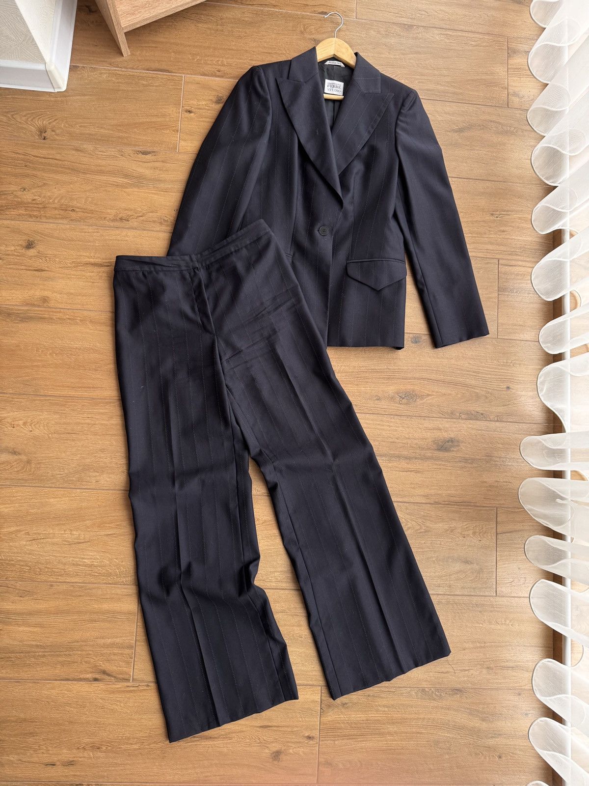 Vintage Vintage Gianfranco Ferre Studio Luxury Pants&Blazer W' Suit Size M / US 6-8 / IT 42-44 - 7 Thumbnail