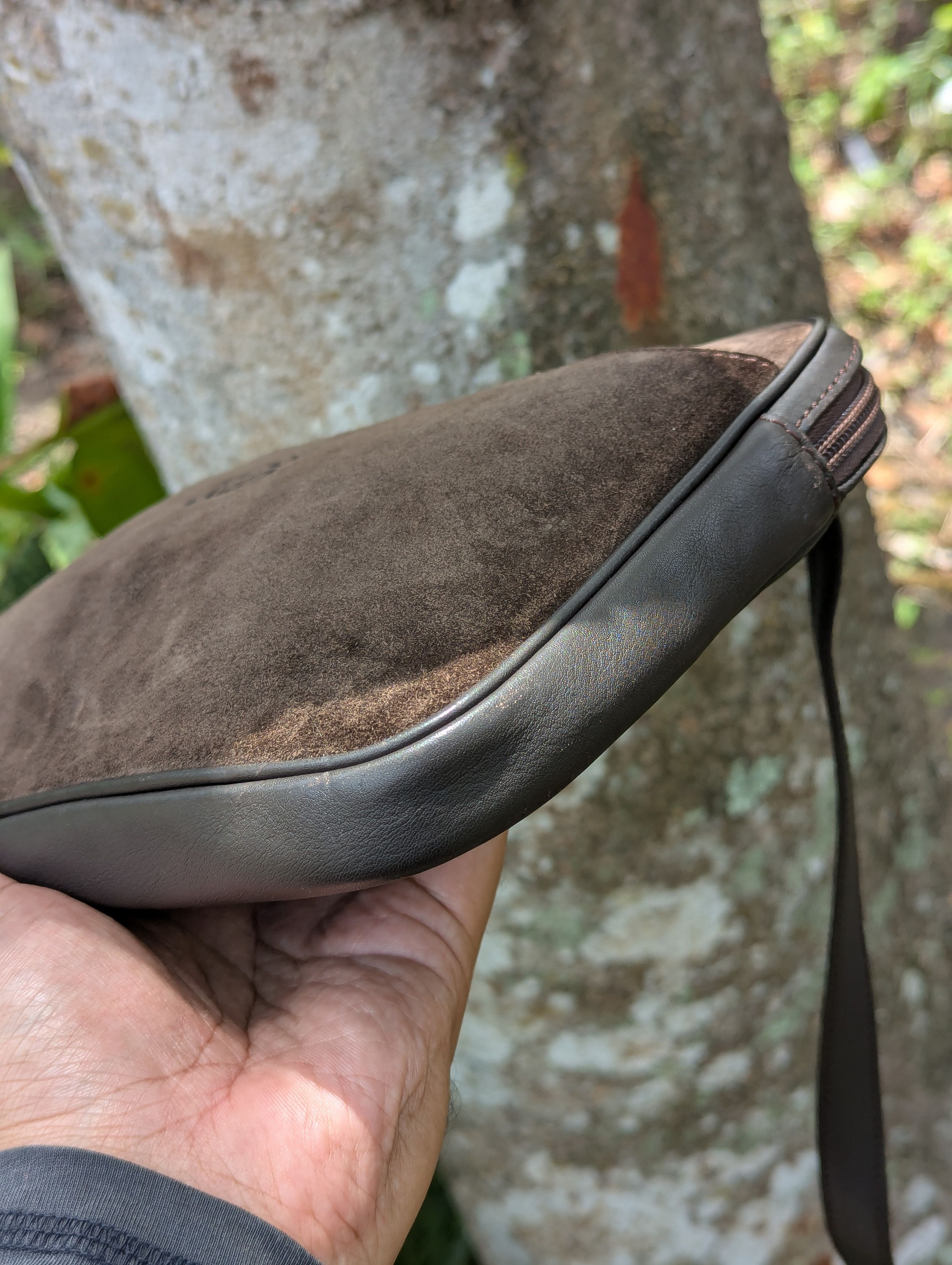 Loewe 🔥FREE SHIPPING🔥 Loewe Anagram Brown Suede Shoulder Bag Size ONE SIZE - 8 Thumbnail