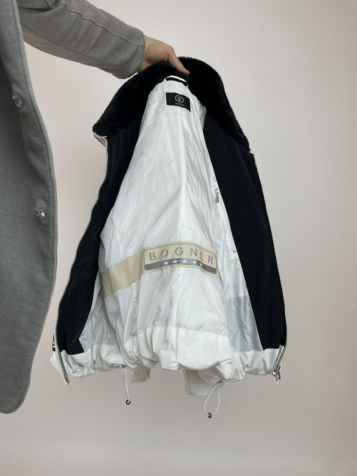 Bogner Bogner Down jacket Skiing puffer JKT Womens size 38 US8 Size XS / US 0-2 / IT 36-38 - 13 Thumbnail