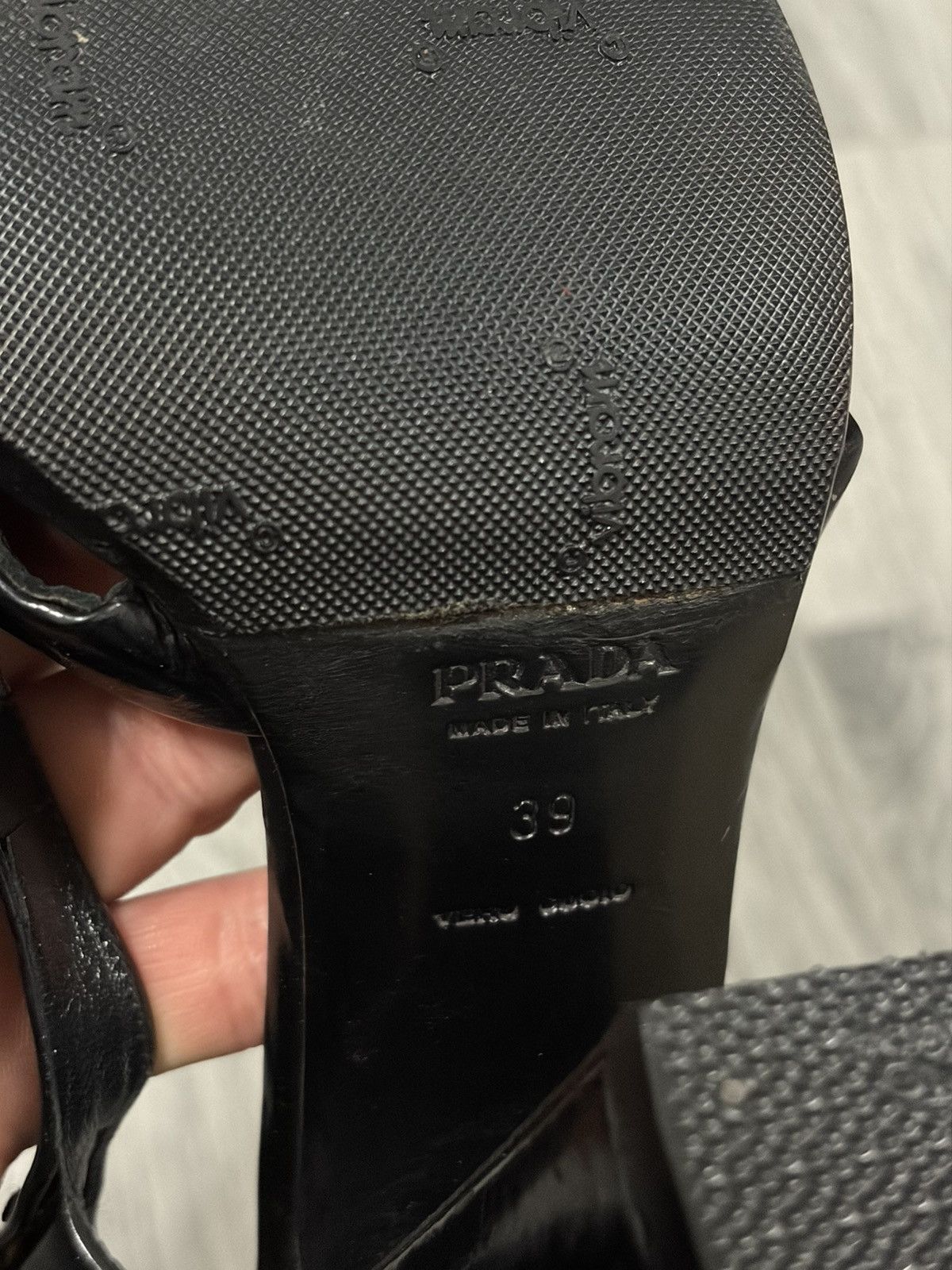 Prada Prada Black Patent Leather T-Strap Block Heels Size US 9 / IT 39 - 7 Thumbnail