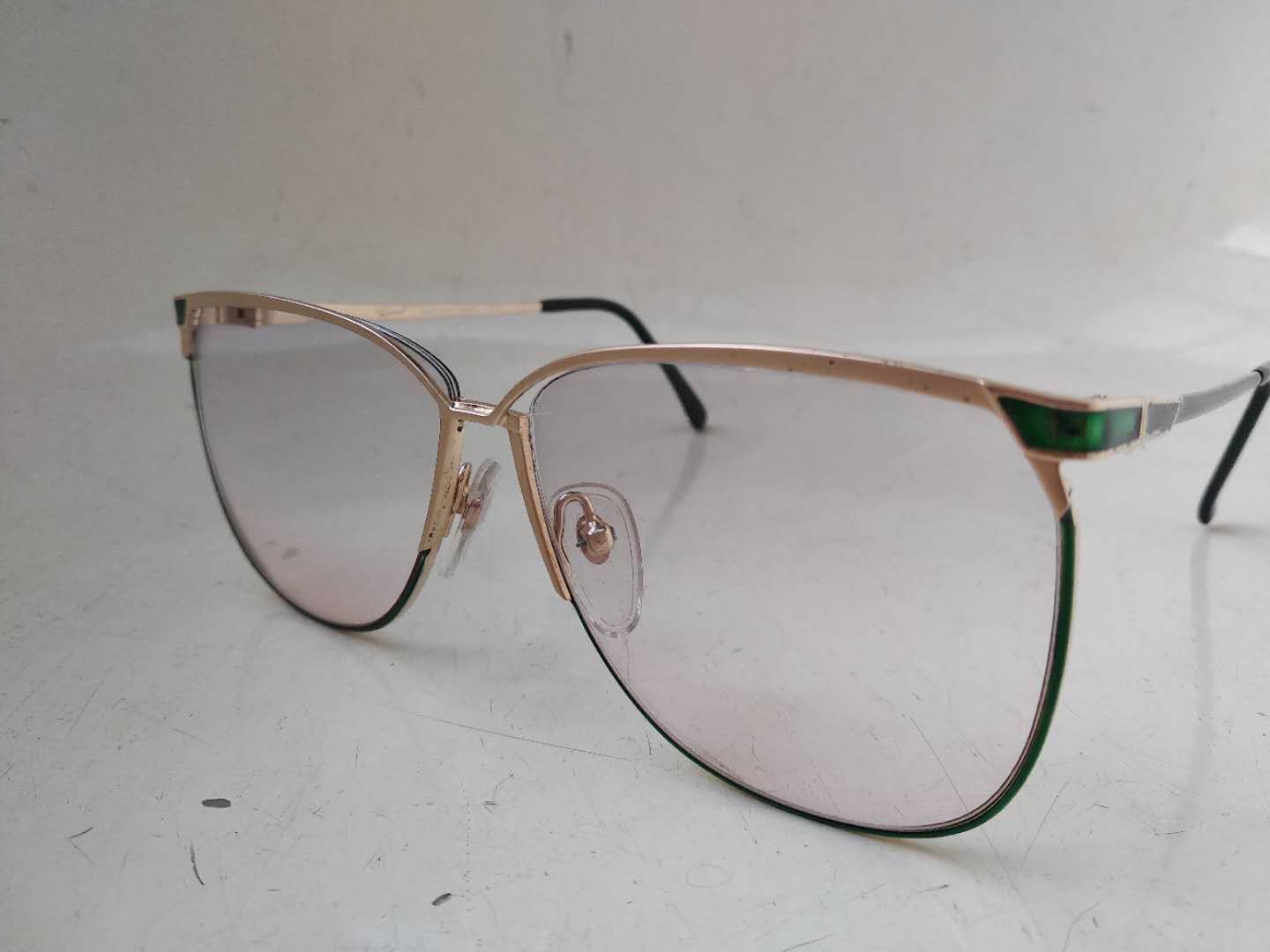 Vintage Vintage 80s TURA Mod 402 Woman Eyeglasses Frame Japan Size ONE SIZE - 3 Thumbnail