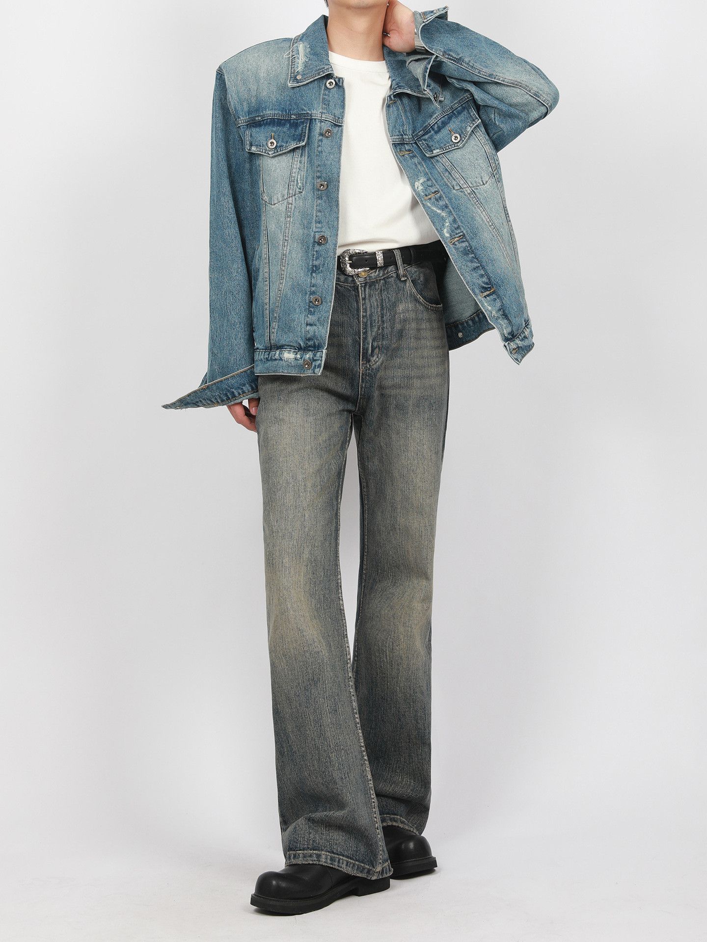 Japanese Brand × Vintage Flared Jeans Solid Blue Colour Size US 29 - 1 Thumbnail