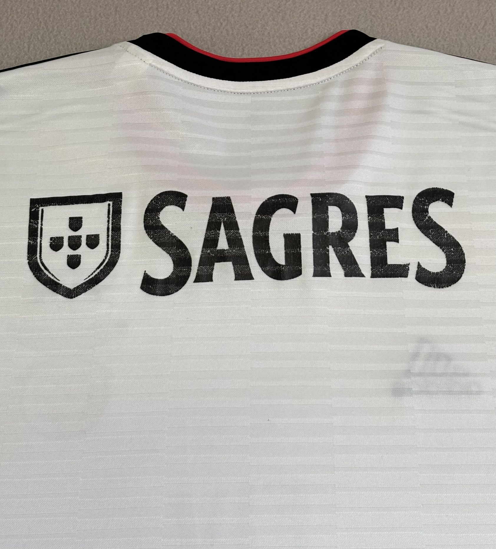 Adidas SL Benfica 2018/2019 Adidas Football Jersey Size XL Size US XL / EU 56 / 4 - 14 Thumbnail