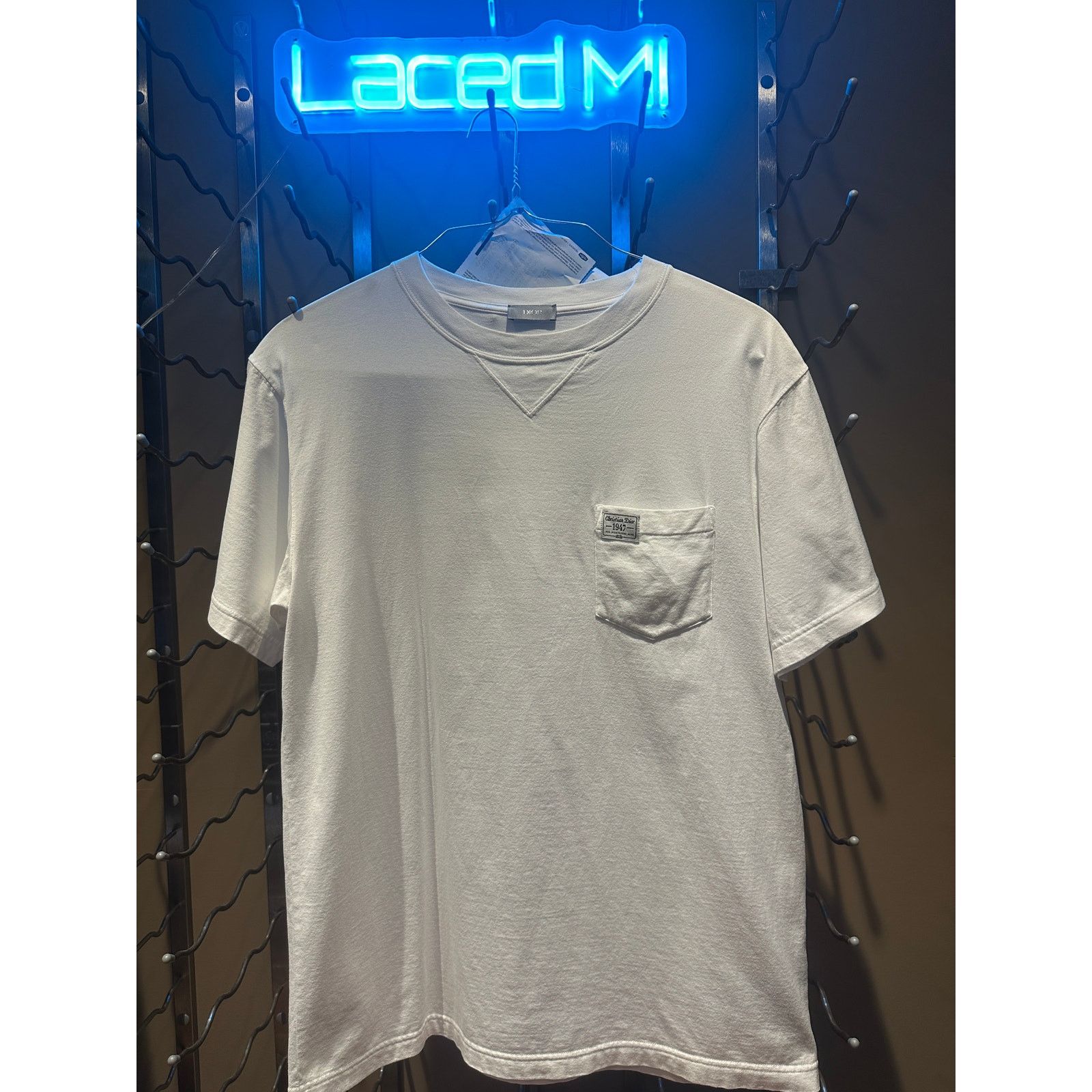 Dior Size Medium - Christian Dior 1947 White Grey Embroidered Tee Size US M / EU 48-50 / 2 - 2 Thumbnail