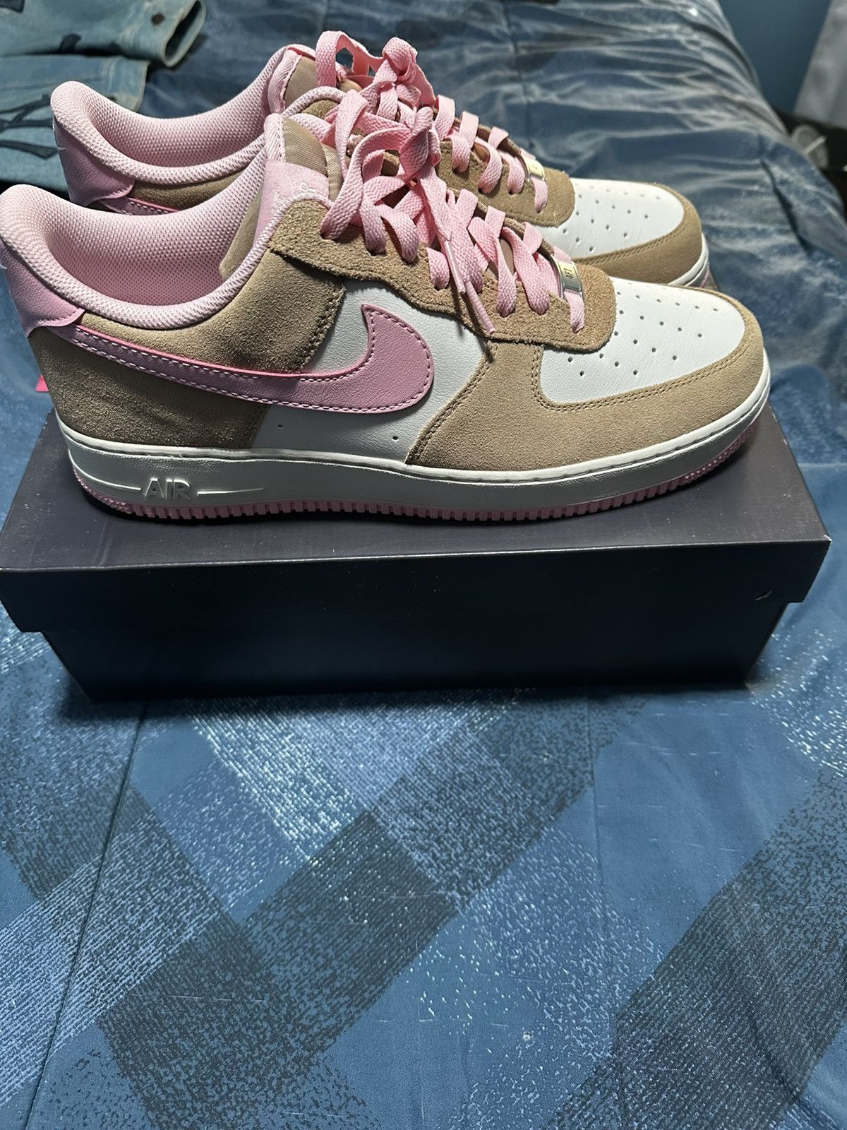 Nike NIKE AIR FORCE 1 PINK & TAN Size US 12.5 / EU 45-46 - 3 Thumbnail