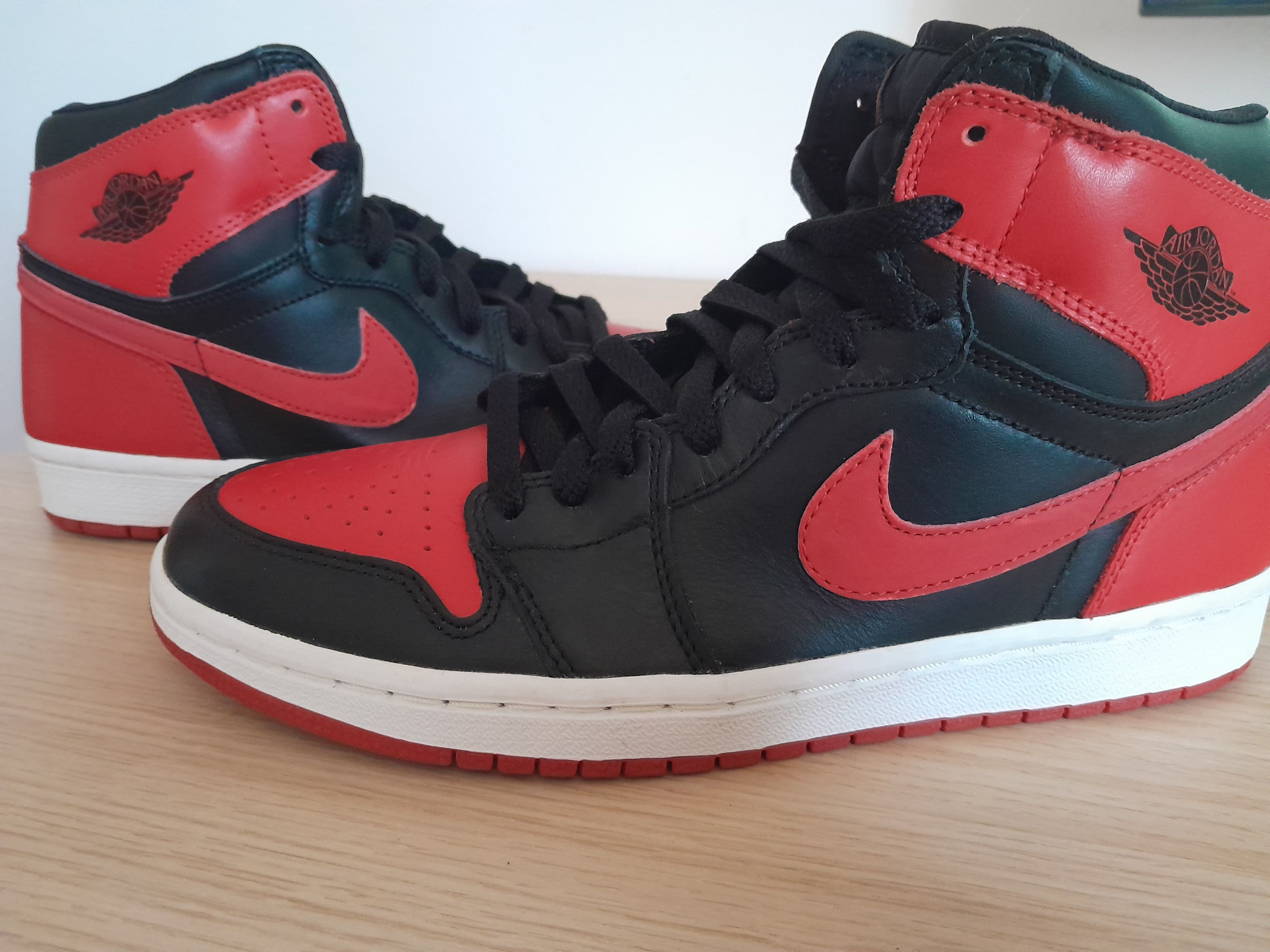 Nike Nike Jordan 1 Retro Bred 2001 Size US 8 / EU 41 - 1 Thumbnail