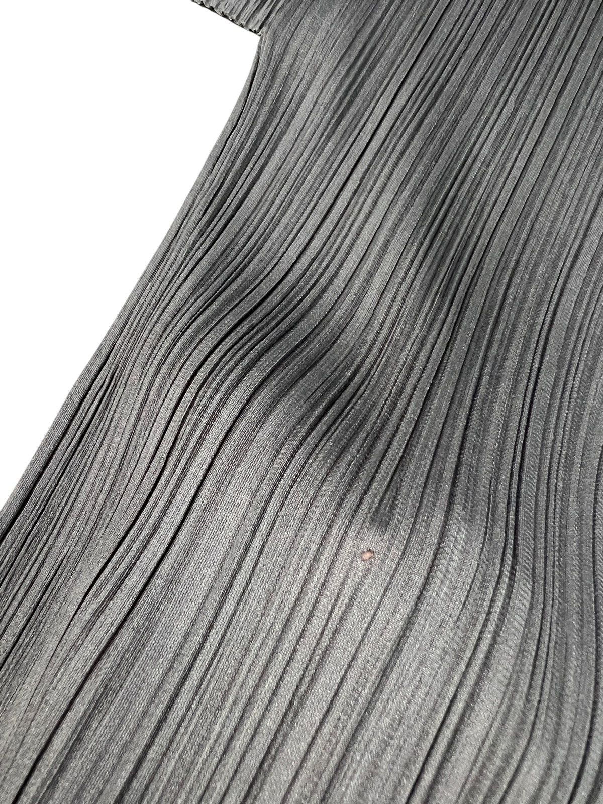 Pleats Please Issey Miyake Vintage Issey Miyake Pleats Please Mock Neck Tops Size M / US 6-8 / IT 42-44 - 8 Thumbnail