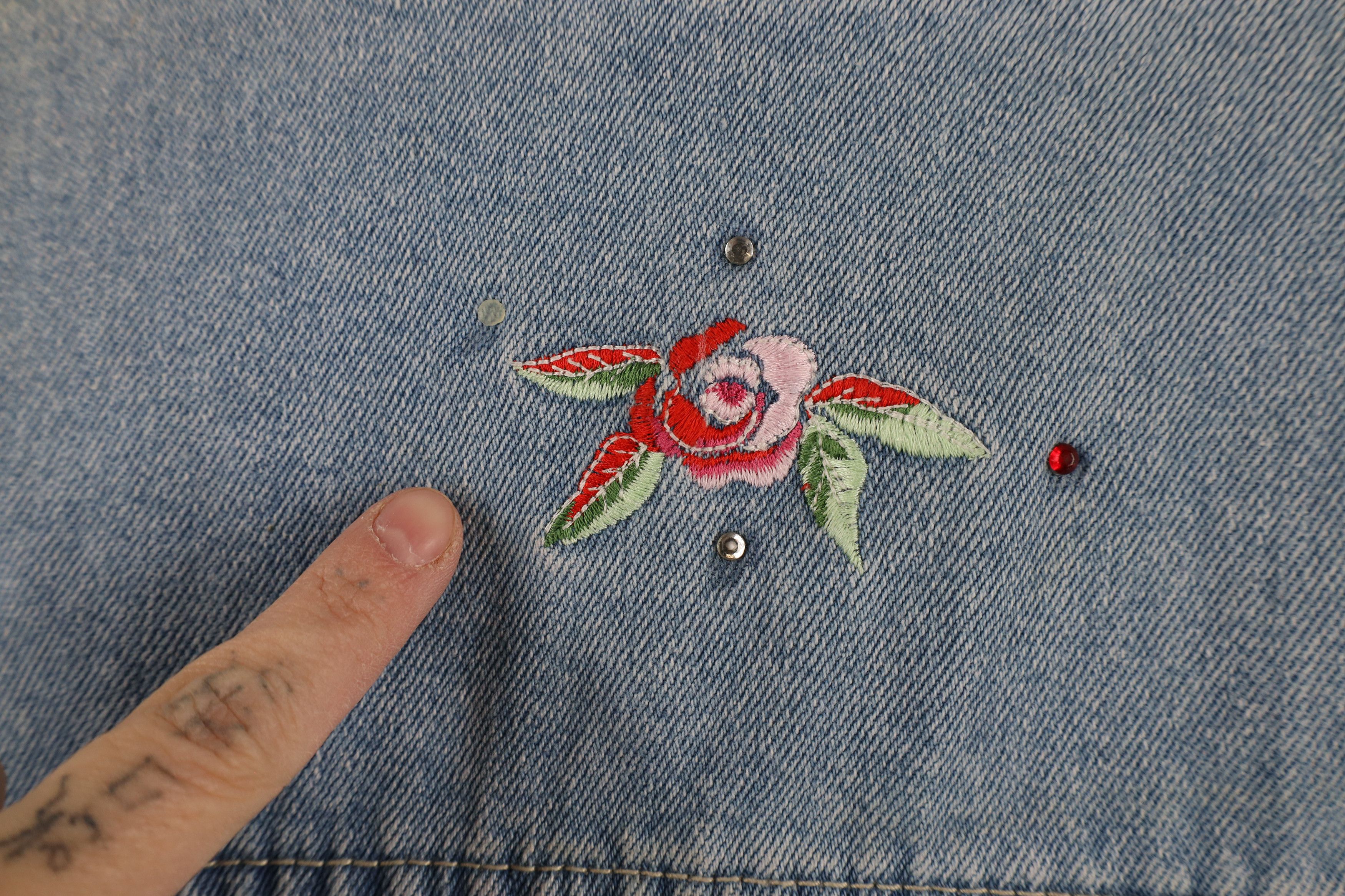 Vintage Vintage 90s Streetwear Flower Sequin Denim Jean Vest Jacket Size M / US 6-8 / IT 42-44 - 12 Thumbnail