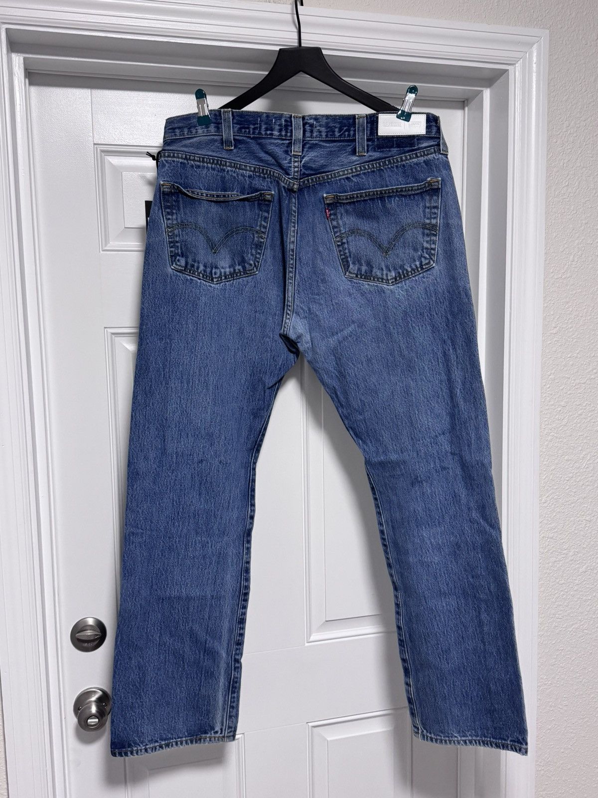 RE/DONE NWT RE/DONE Men’s 1401 Straight Leg Jeans – Worn In Blue Size US 36 / EU 52 - 4 Thumbnail