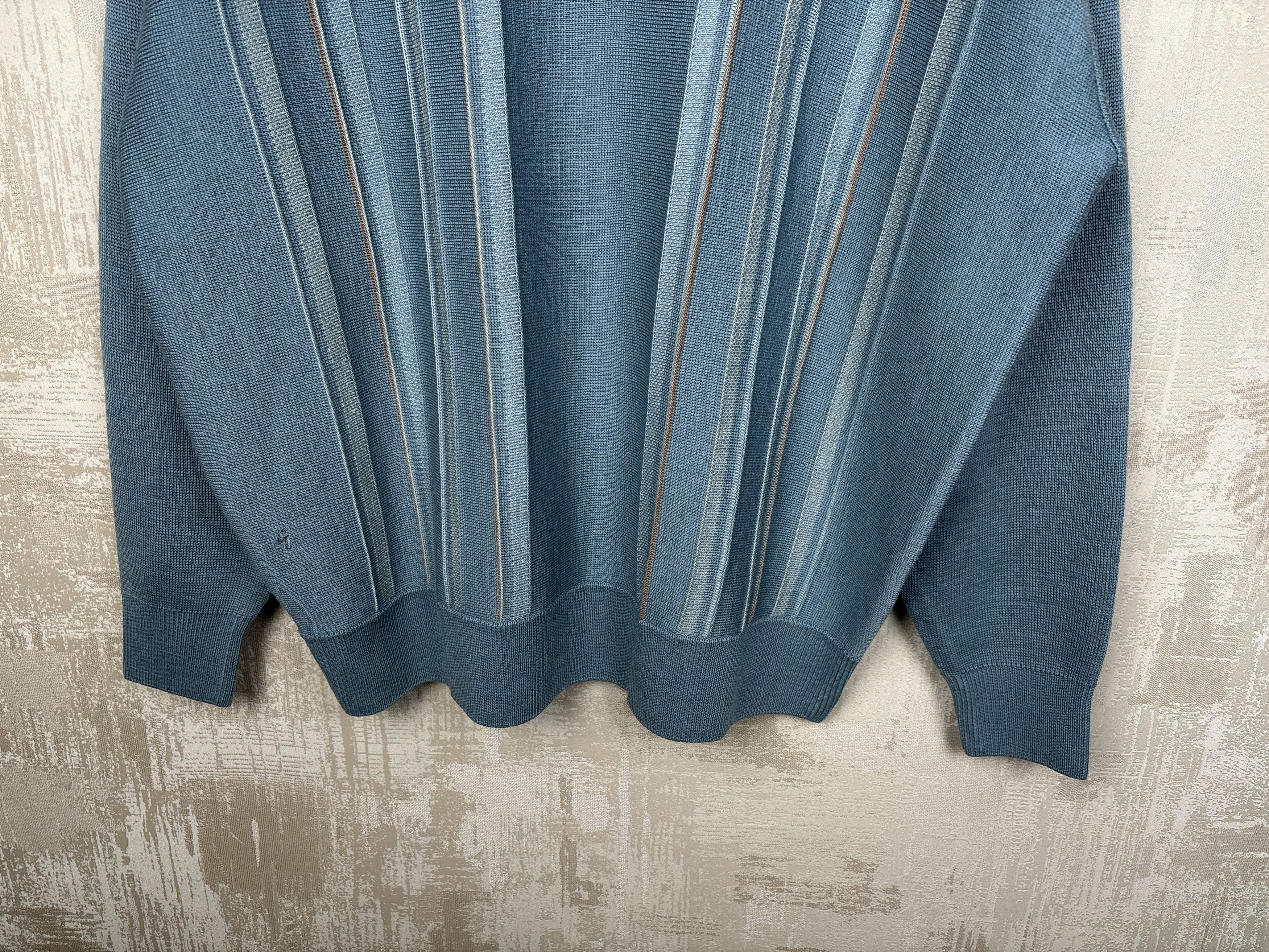 Gabicci Gabicci V-neck Sweater Wool Acrylic Chambray Color Size US XL / EU 56 / 4 - 6 Thumbnail