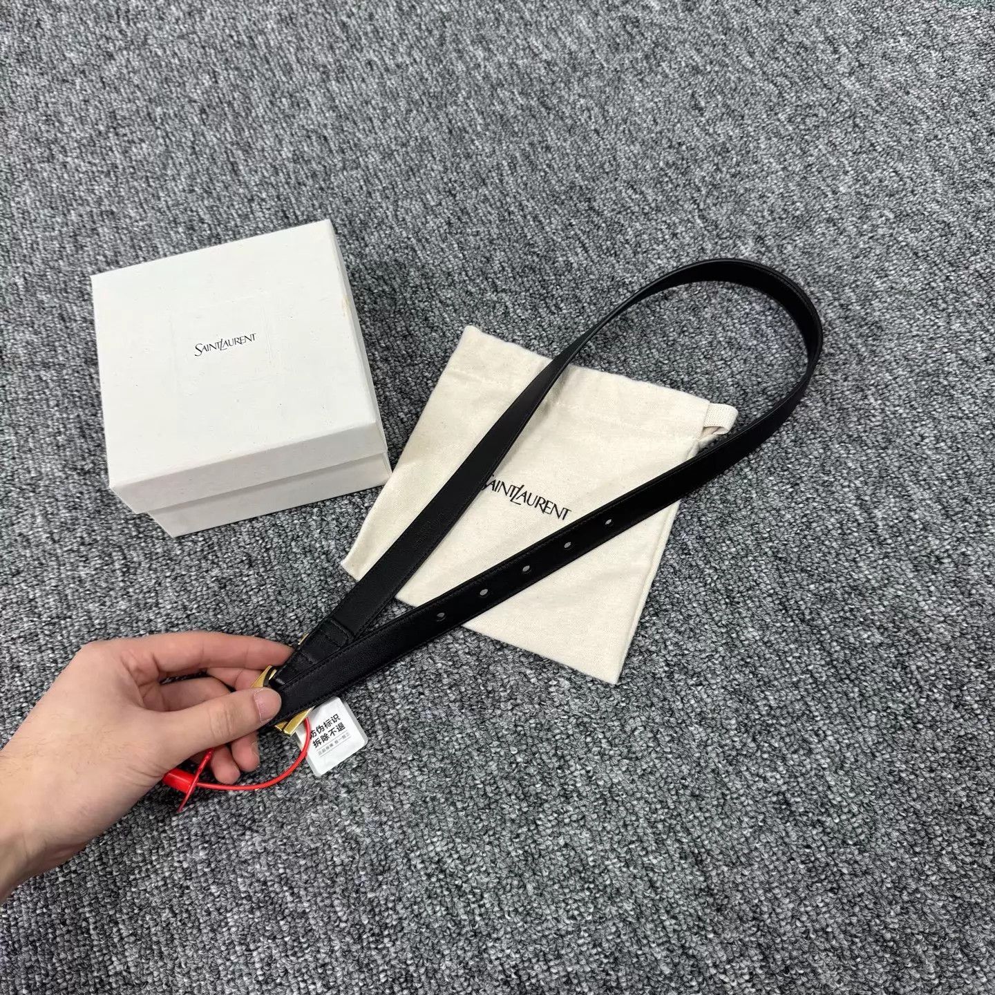 Saint Laurent Paris SLP Classic Black & Gold Buckle Skinny Belt 99 New Size 65 Size ONE SIZE - 4 Thumbnail