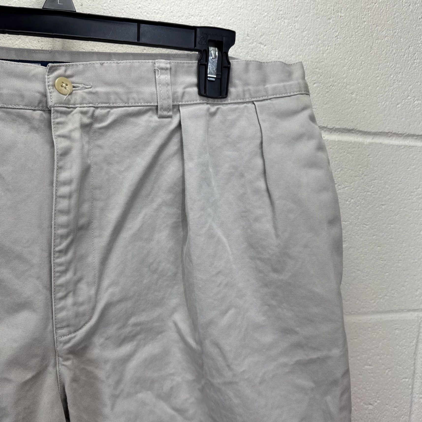 Polo Ralph Lauren Vintage Polo Ralph Lauren Tyler Shorts Men’s Size 38 Beige Cotton Chino 90s Preppy Size US M / EU 48-50 / 2 - 4 Thumbnail