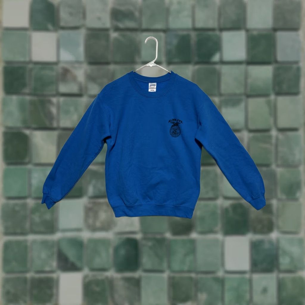 Gildan 2. It leverages key words (Gildan, FFA Agri Ed., Alma, MI, Crewneck, Sweatshirt, Blue, Small) Size US S / EU 44-46 / 1 - 1 Thumbnail