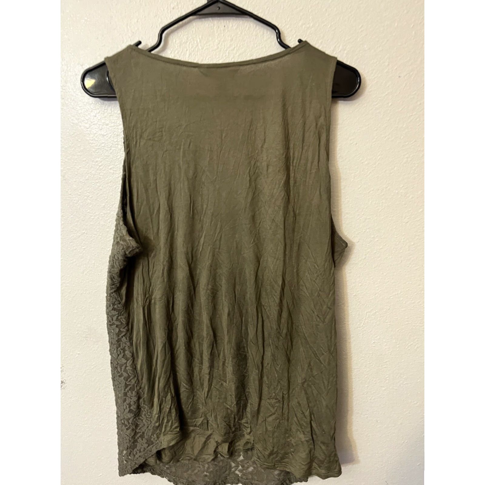 Banana Republic BANANA REPUBLIC Floral Lace Tank Top Size XL Green Casual Womens Size XL / US 12-14 / IT 48-50 - 2 Thumbnail