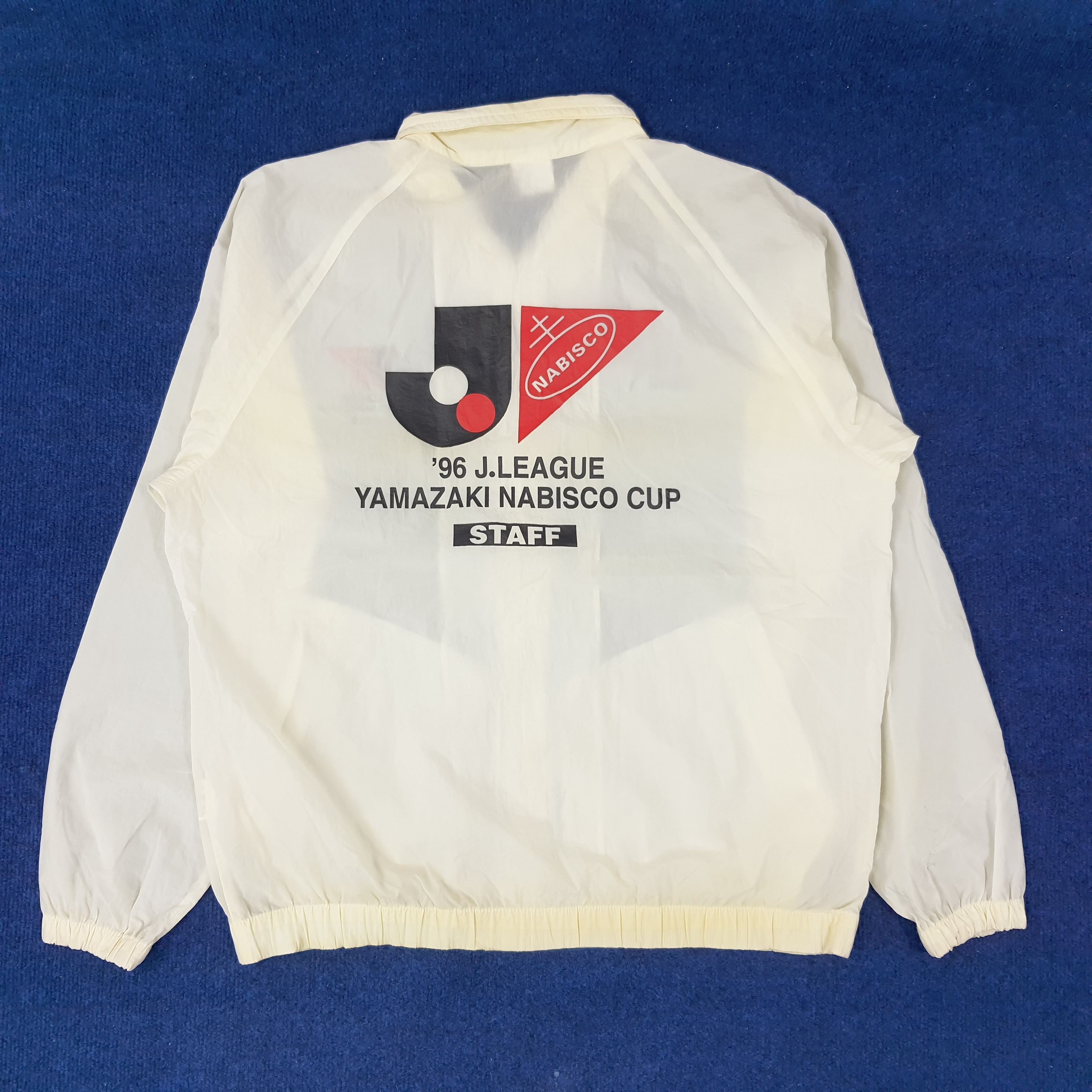 Puma × Vintage Vintage PUMA Japan League Staff Sports Windbreaker C231N2 Size US L / EU 52-54 / 3 - 1 Thumbnail