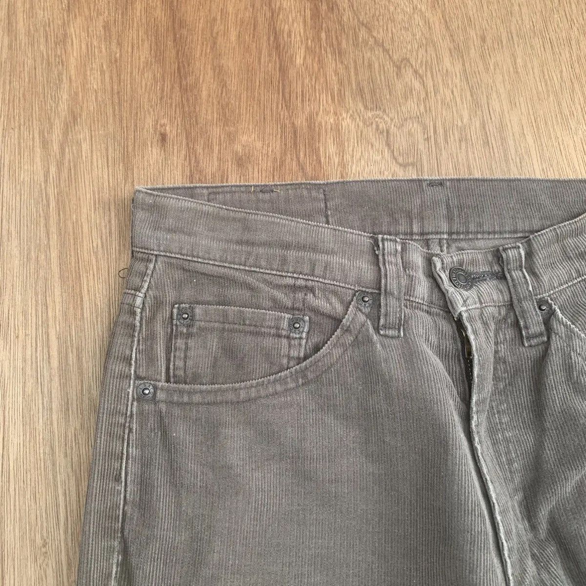 Levi's 💥1990’s VINTAGE LEVI’S 517 JEANS FLARE LEVIS CORDUROY PANTS Size US 28 / EU 44 - 3 Thumbnail