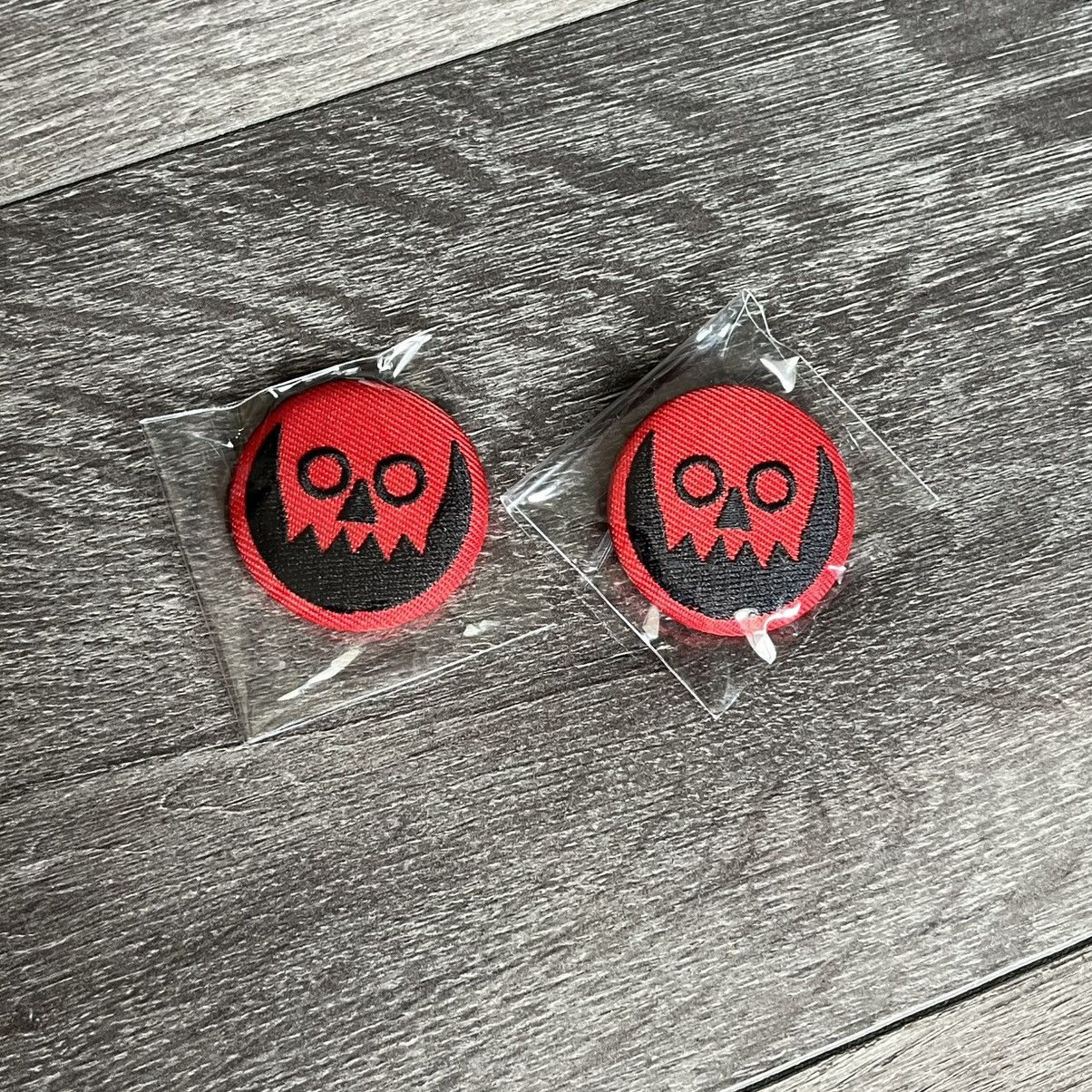 Asspizza Asspizza 2 Face Circle Button Pins Red Size ONE SIZE - 1 Thumbnail