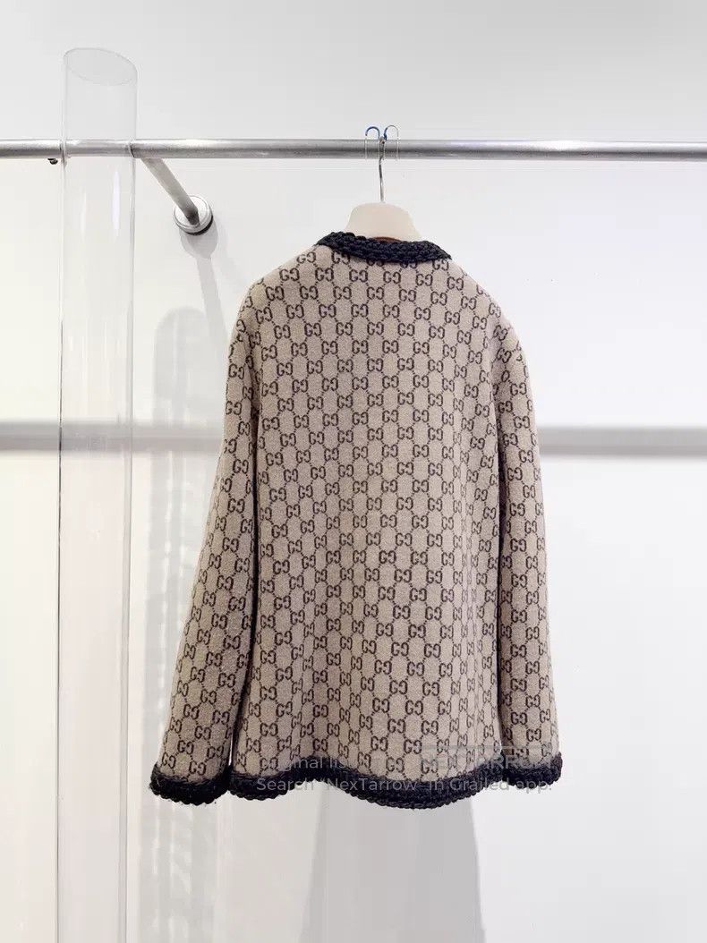 Gucci Gucci Full logo jacket Size S / US 4 / IT 40 - 4 Thumbnail