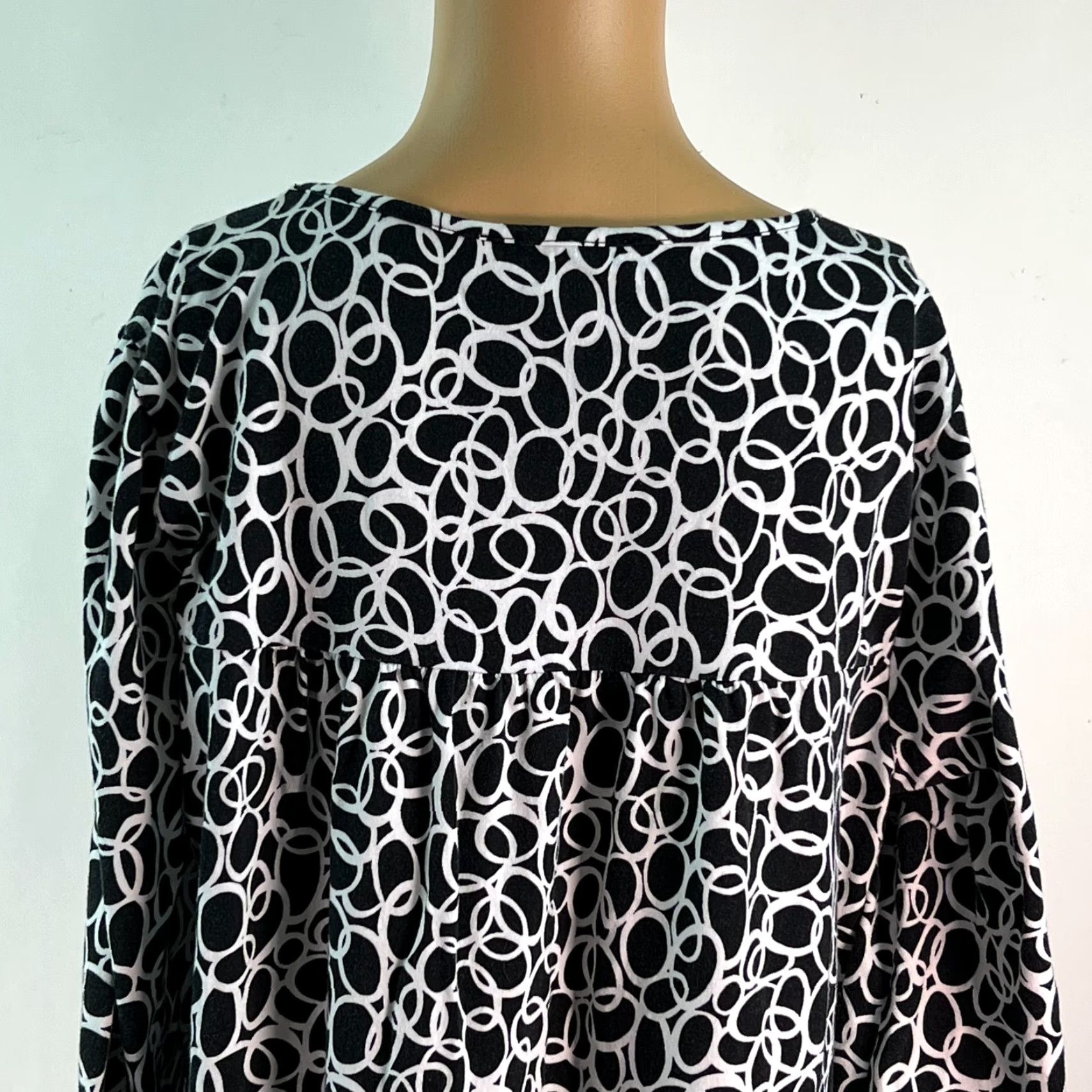 Jones New York VINTAGE Jones New York Sport Geometric 3/4 Sleeve Black Shift Dress L Womens Size L / US 10 / IT 46 - 6 Thumbnail
