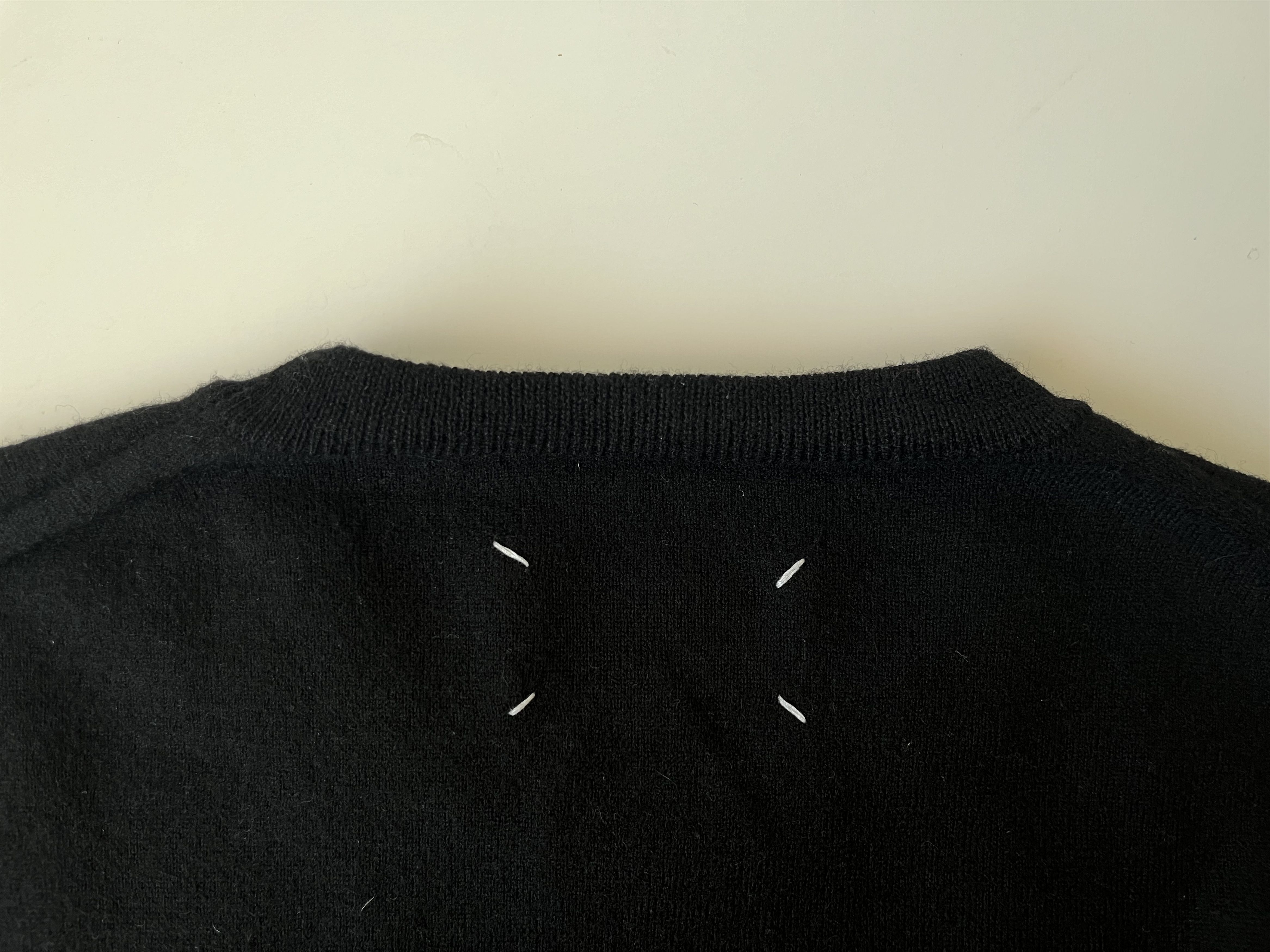 Maison Margiela Maison Margiela Graphic Sweater Size US S / EU 44-46 / 1 - 4 Thumbnail